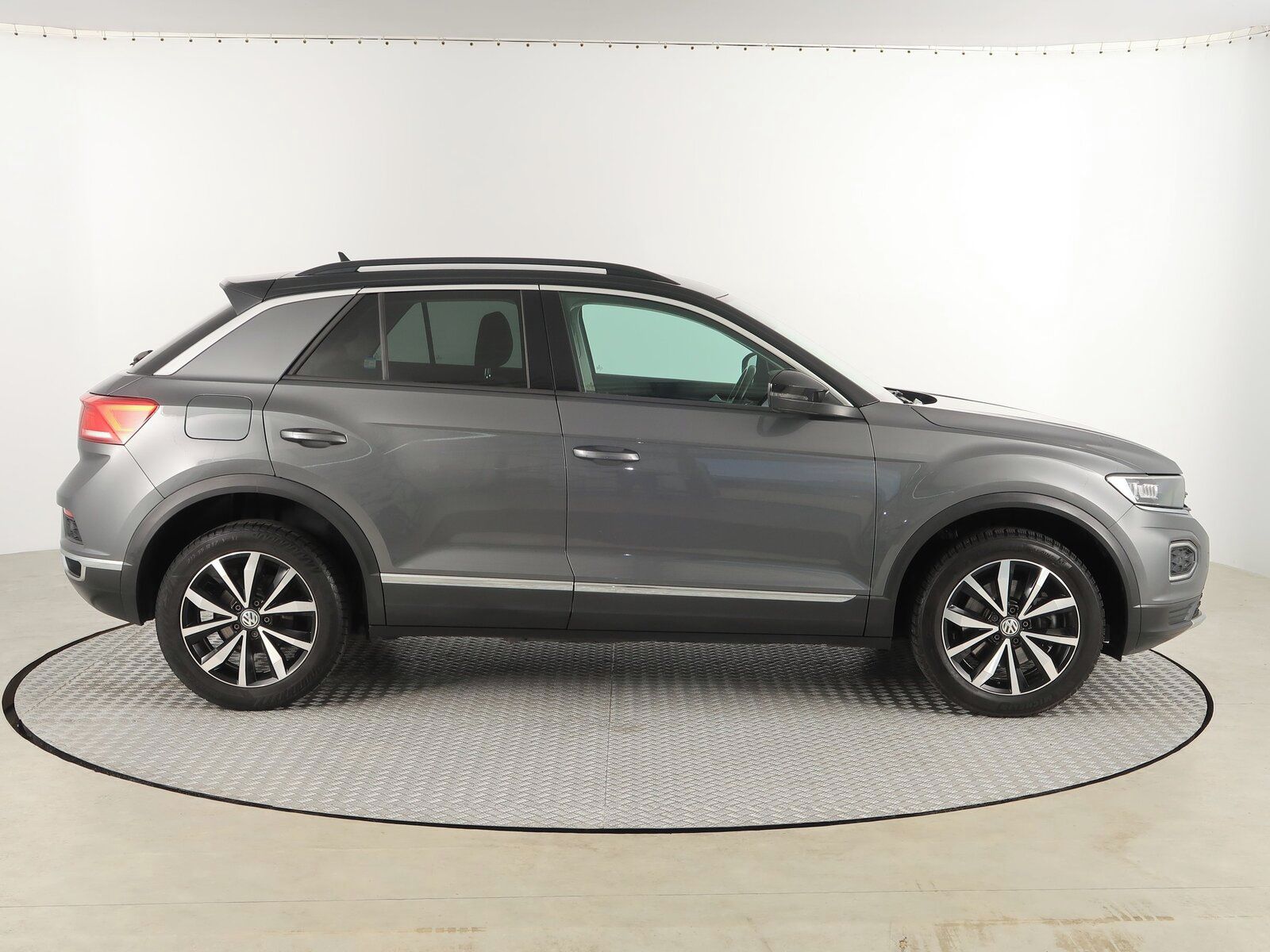 Volkswagen T-Roc, 1.0 TSI - fotka 6