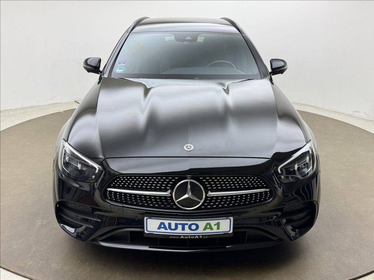 Mercedes-Benz Třídy E, 2,9 400d 4MATIC AMG LED 360° - fotka 2