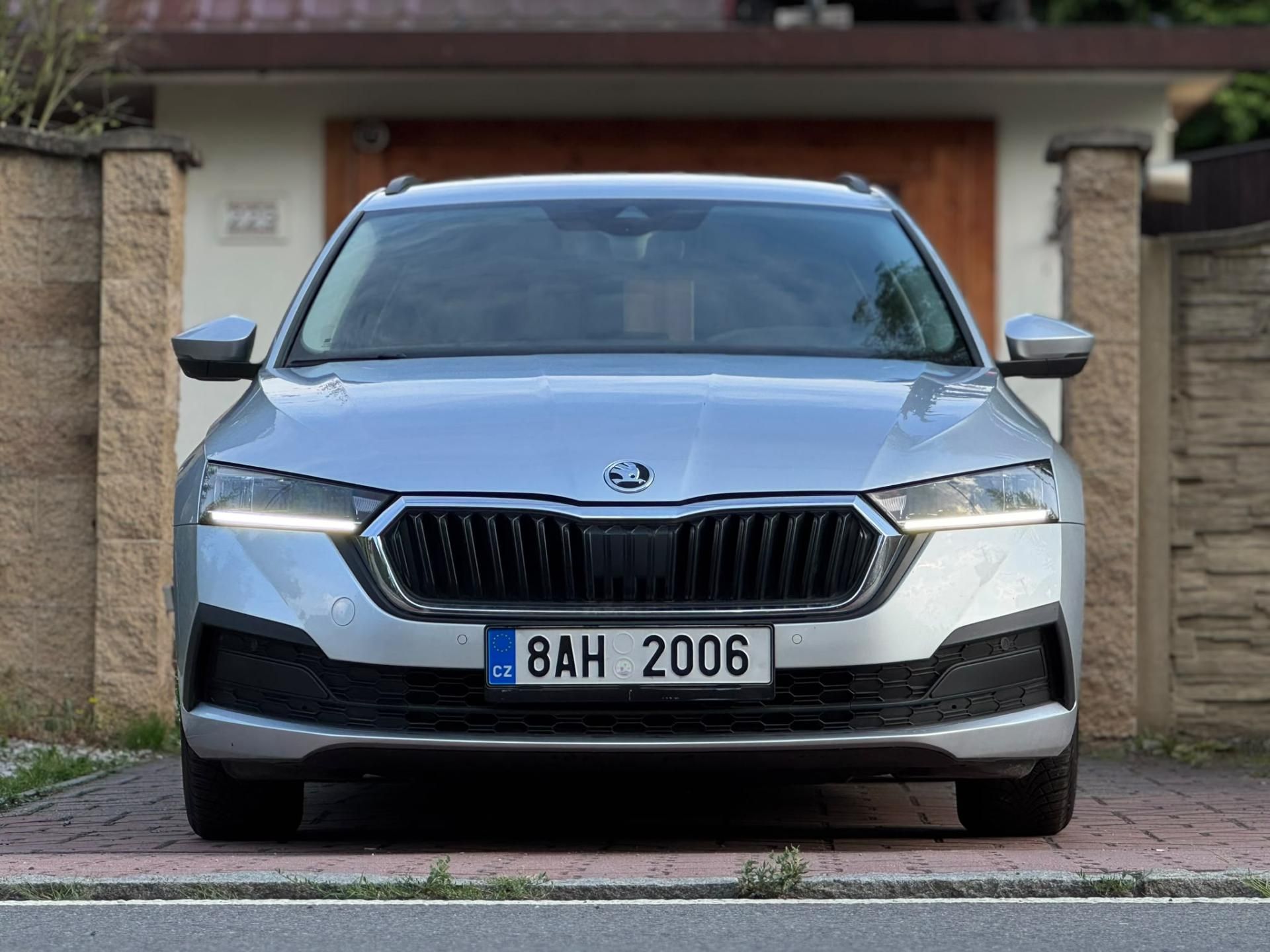 Škoda Octavia, 2.0TDi 1.MAJ. ČR DPH SERVISKA - fotka 2