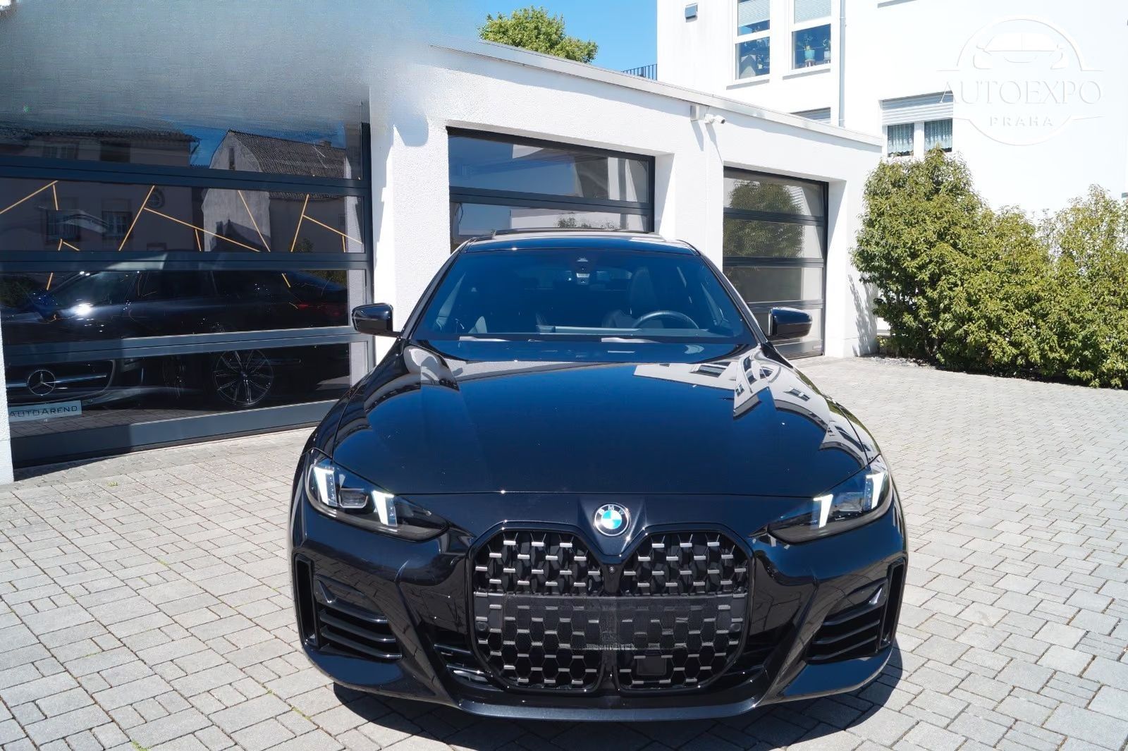 BMW Řada 4, 420d GranCoupé xDrive - fotka 2