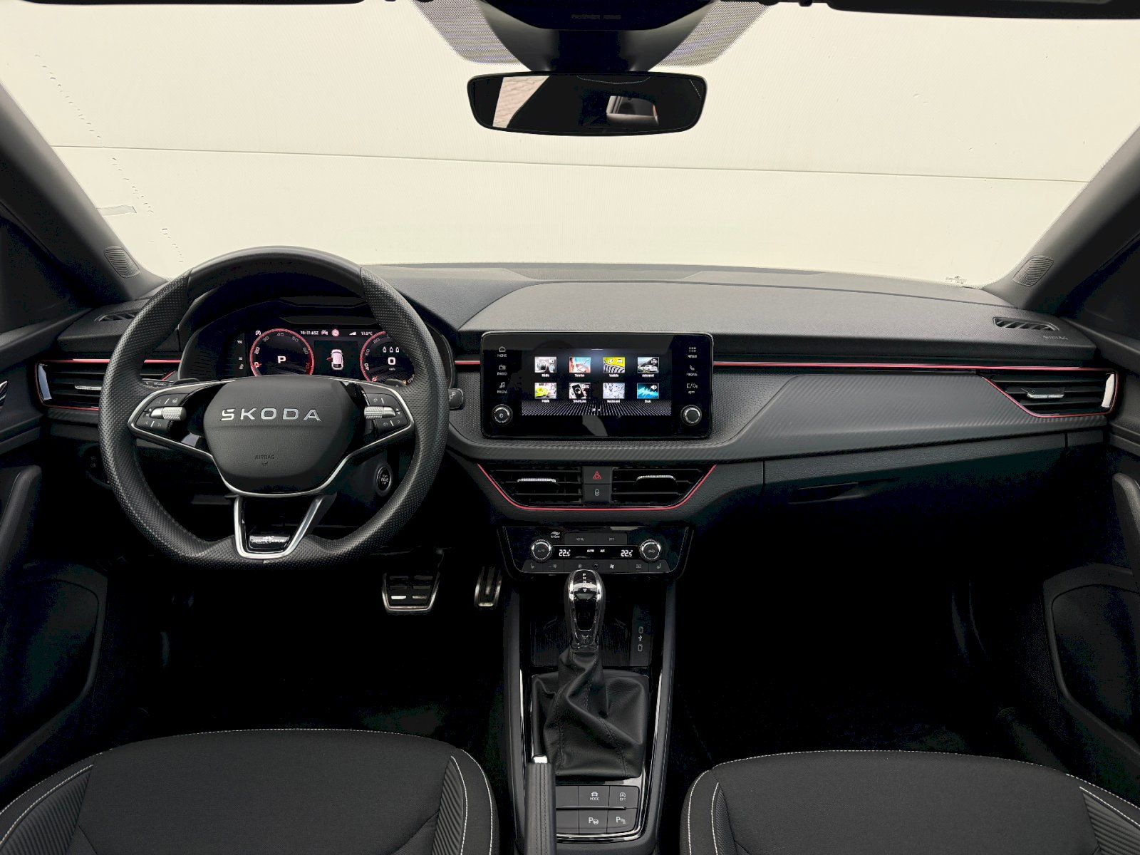 Škoda Scala, 1.0 TSI 85 kW DSG Monte Carlo - fotka 5