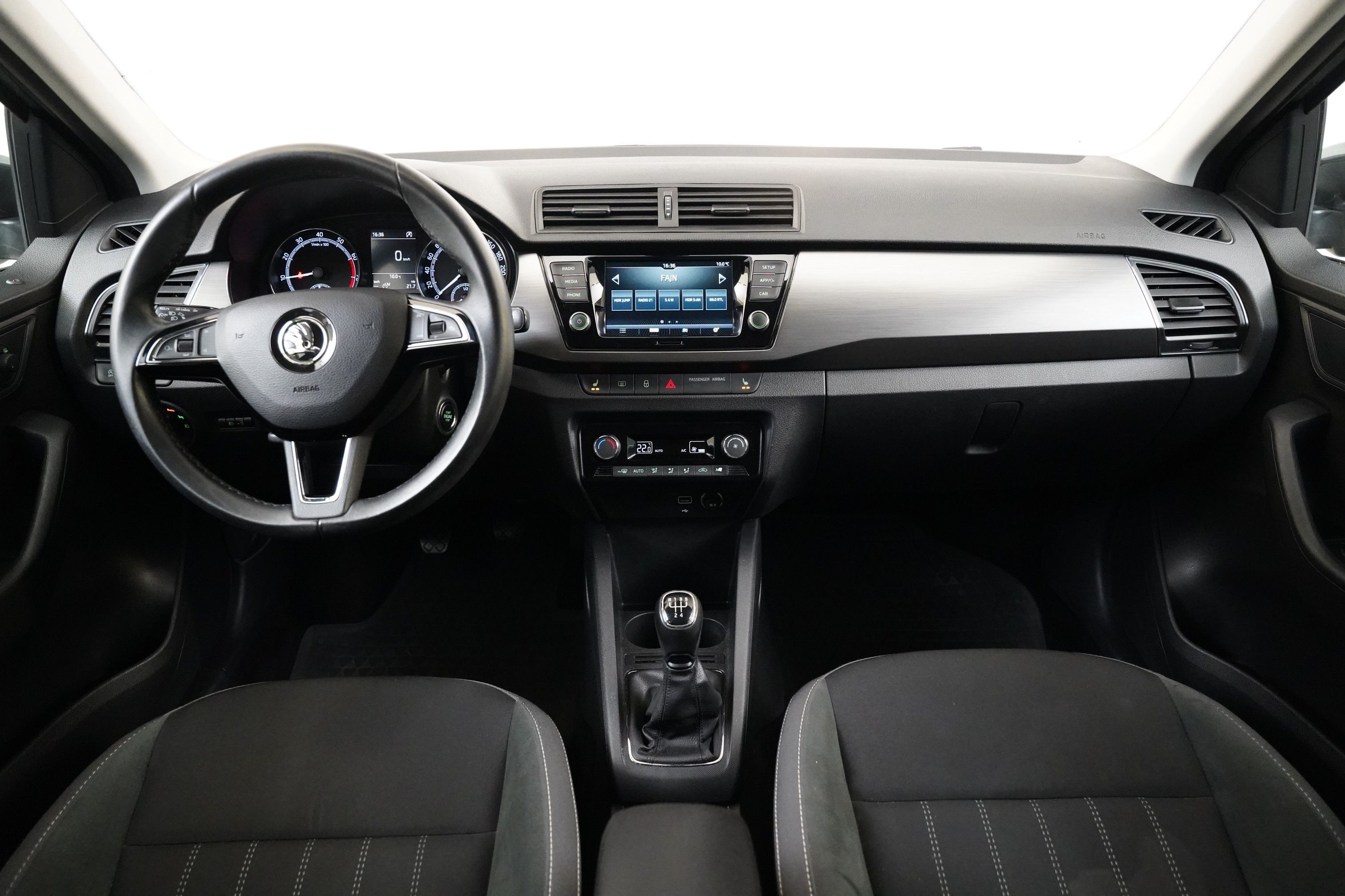 Škoda Fabia, 1.0 TSI 70 kW Style - fotka 5