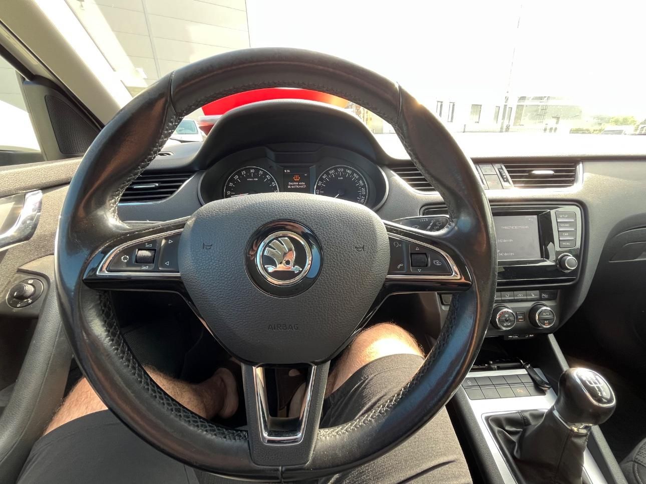 Škoda Octavia - fotka 4