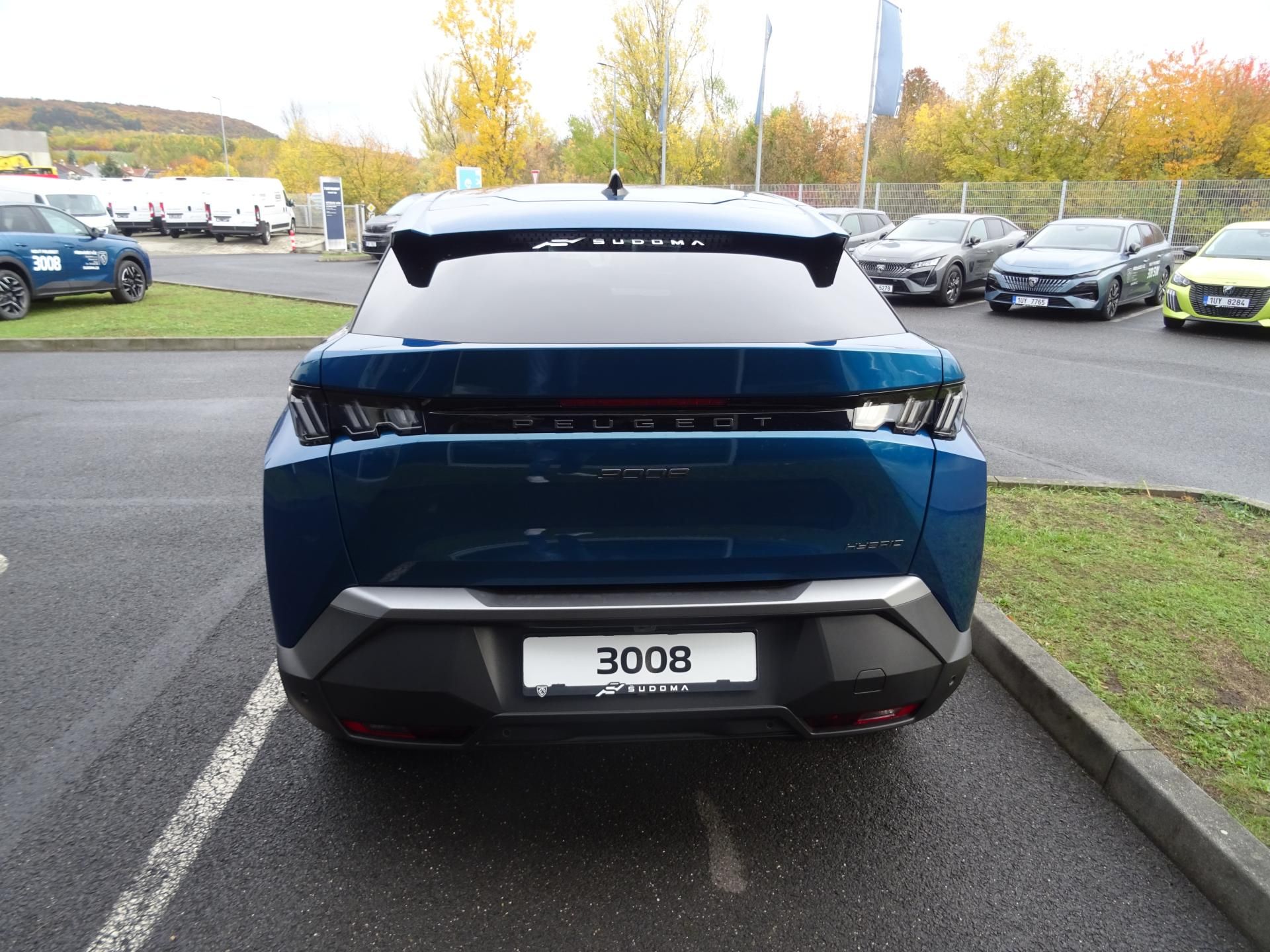 Peugeot 3008, BUSINESS Hybrid 145k e-DCS6 - fotka 6