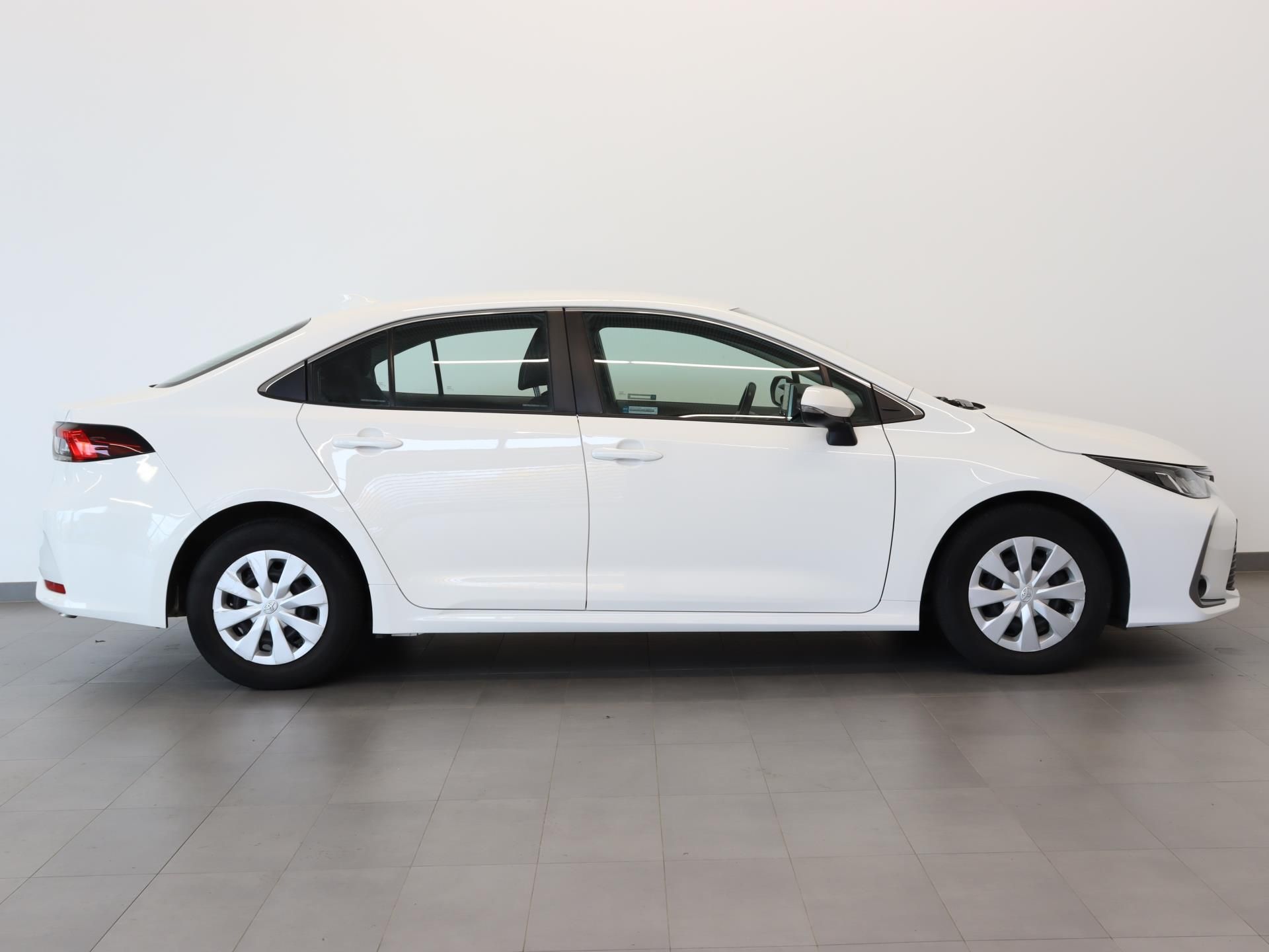 Toyota Corolla, 1,8 Hybrid Active E-Cvt - fotka 3