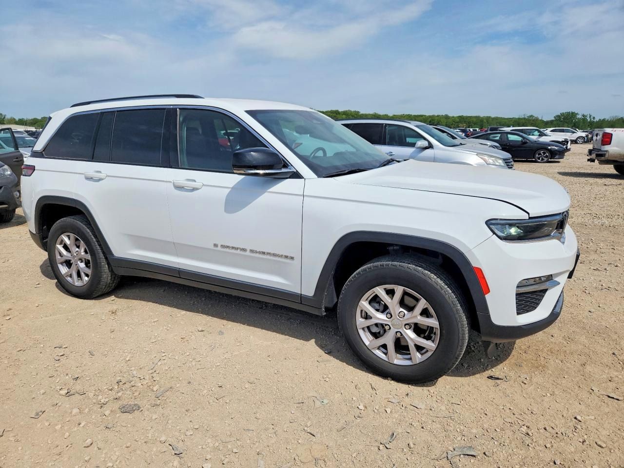 Jeep Grand Cherokee, Auto na cestě - fotka 4