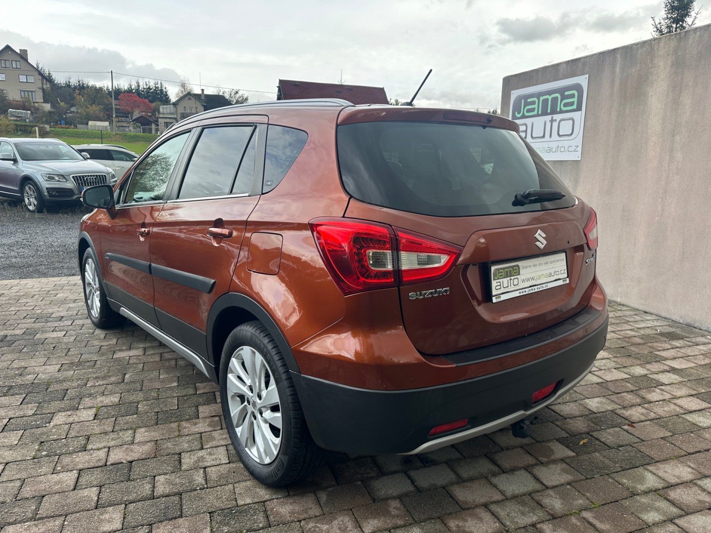 Suzuki S-Cross, 1,4T 103kW TAŽNÉ 1.MAJITEL - fotka 6