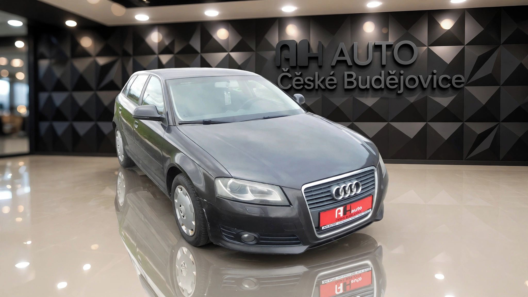 Audi A3, 1.6MPi 75 kW, Aut. Klima. ČR - fotka 2