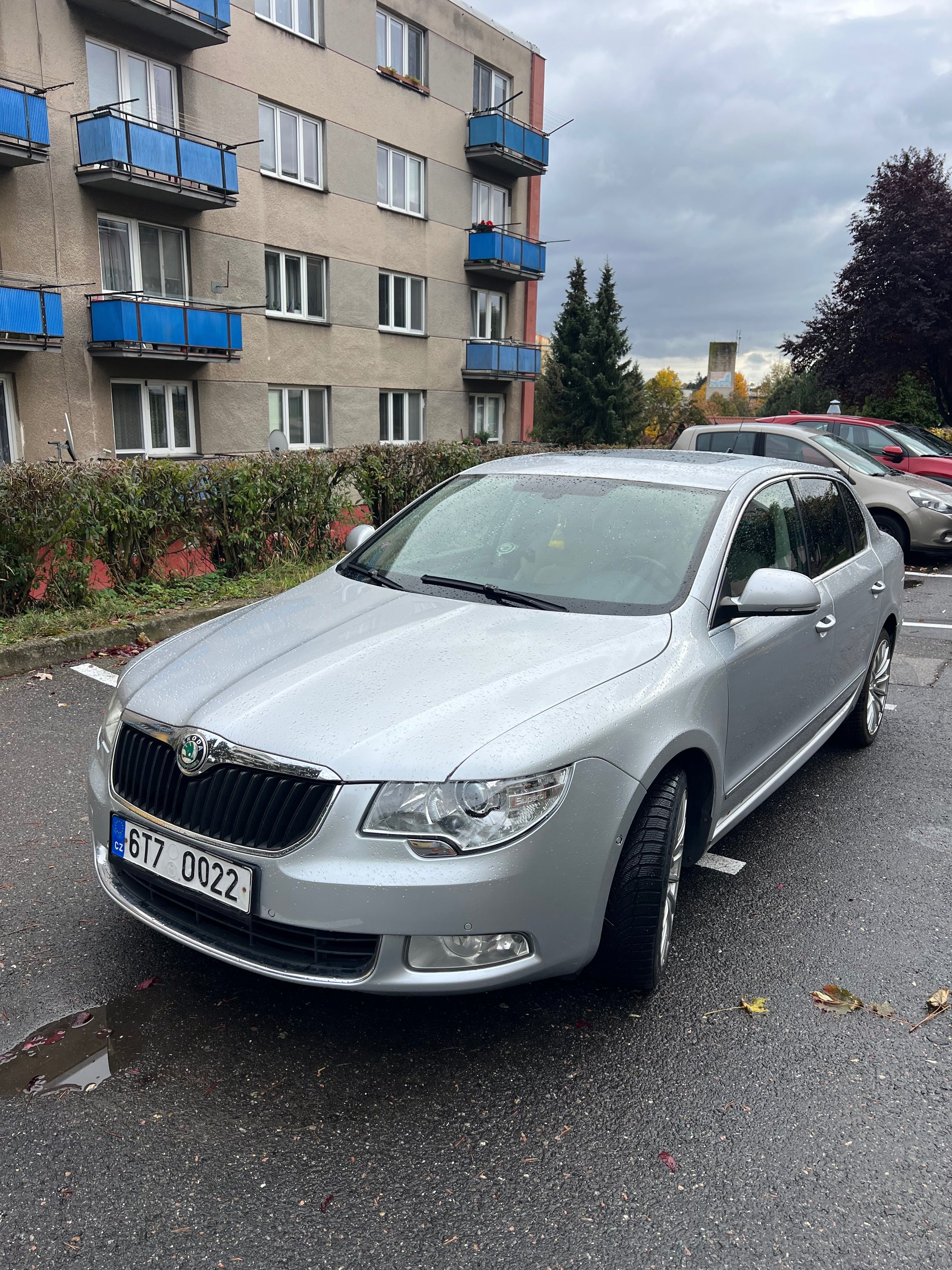 Škoda Superb, 3.6 V6 191kw, Servisovano - fotka 3