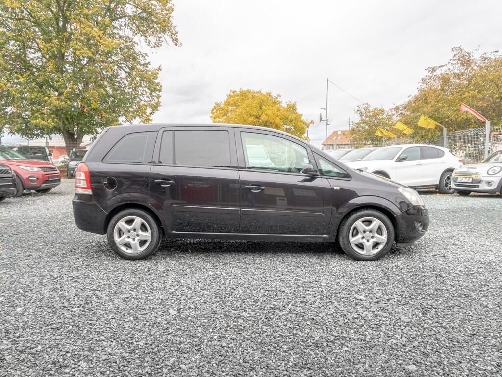 Opel Zafira, 1.9D 88KW - 7 sedadel - fotka 4