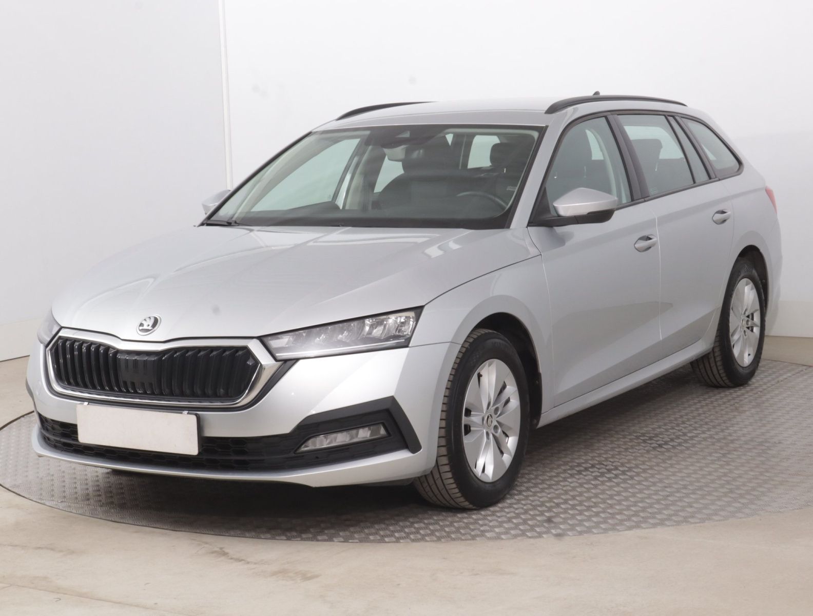 Škoda Octavia, 2.0 TDI, Ambition, ČR,1.maj - fotka 3