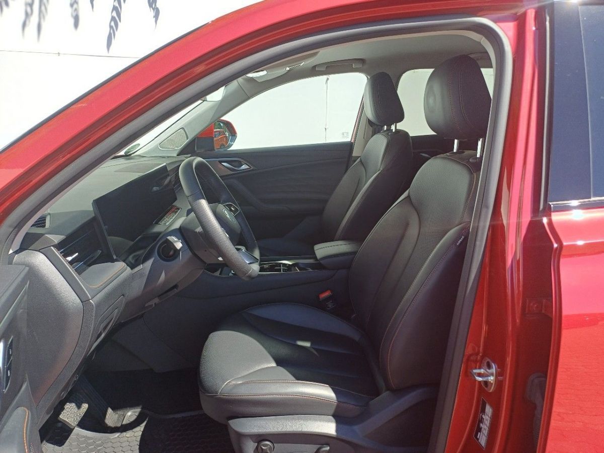 MG HS, EXCLUSIVE 1,5 TGI 125 kW autom - fotka 6