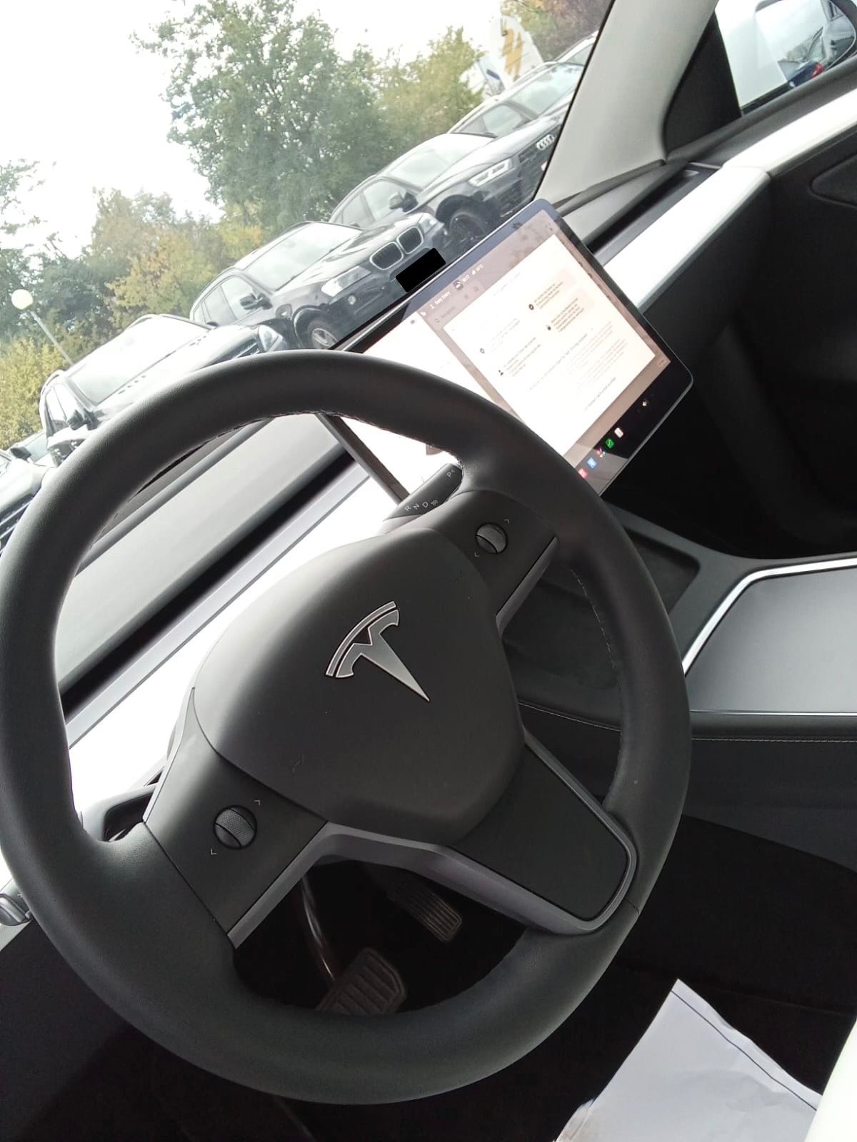 Tesla Model Y, LongR 20” Dual Custum 8LetZar - fotka 5