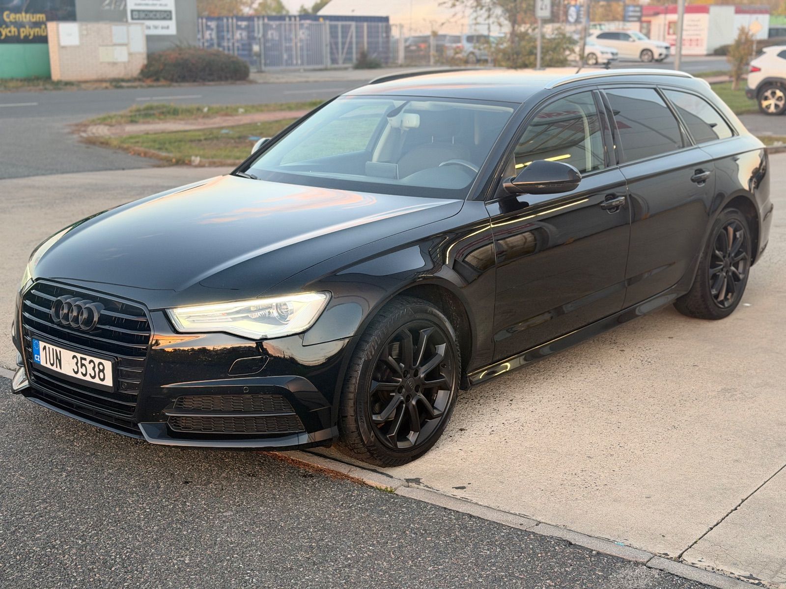 Audi A6 Avant