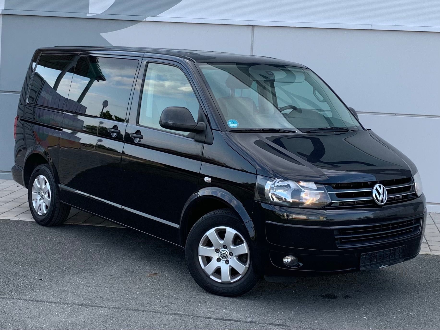 Volkswagen Multivan, 1.maj, bez koroze, WEBASTO