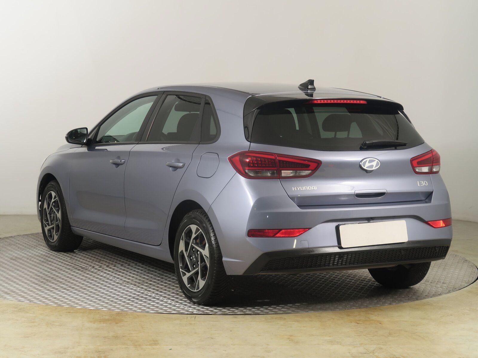 Hyundai i30, 1.5 DPI, Serv.kniha, Navi - fotka 4