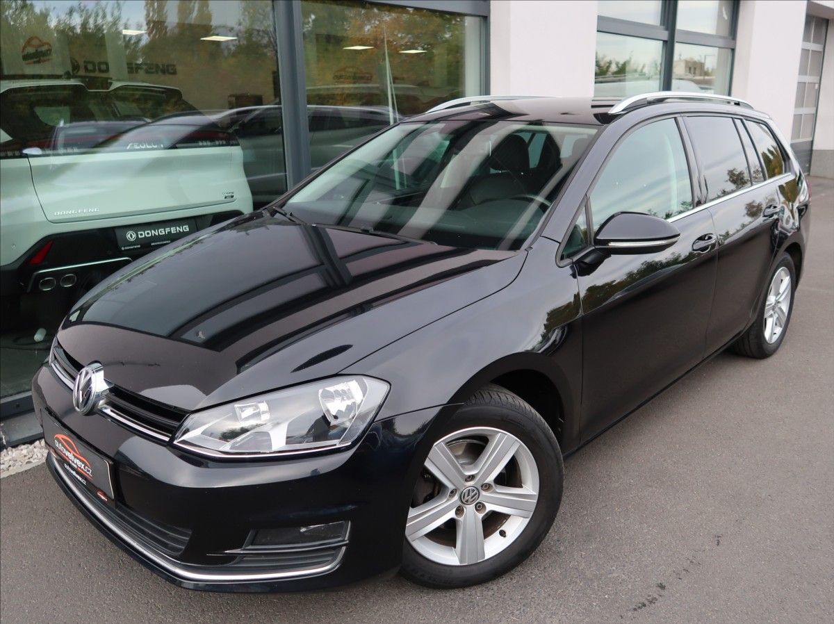 Volkswagen Golf, 1,4 TSi,103kW,1majČR,Aut.klima