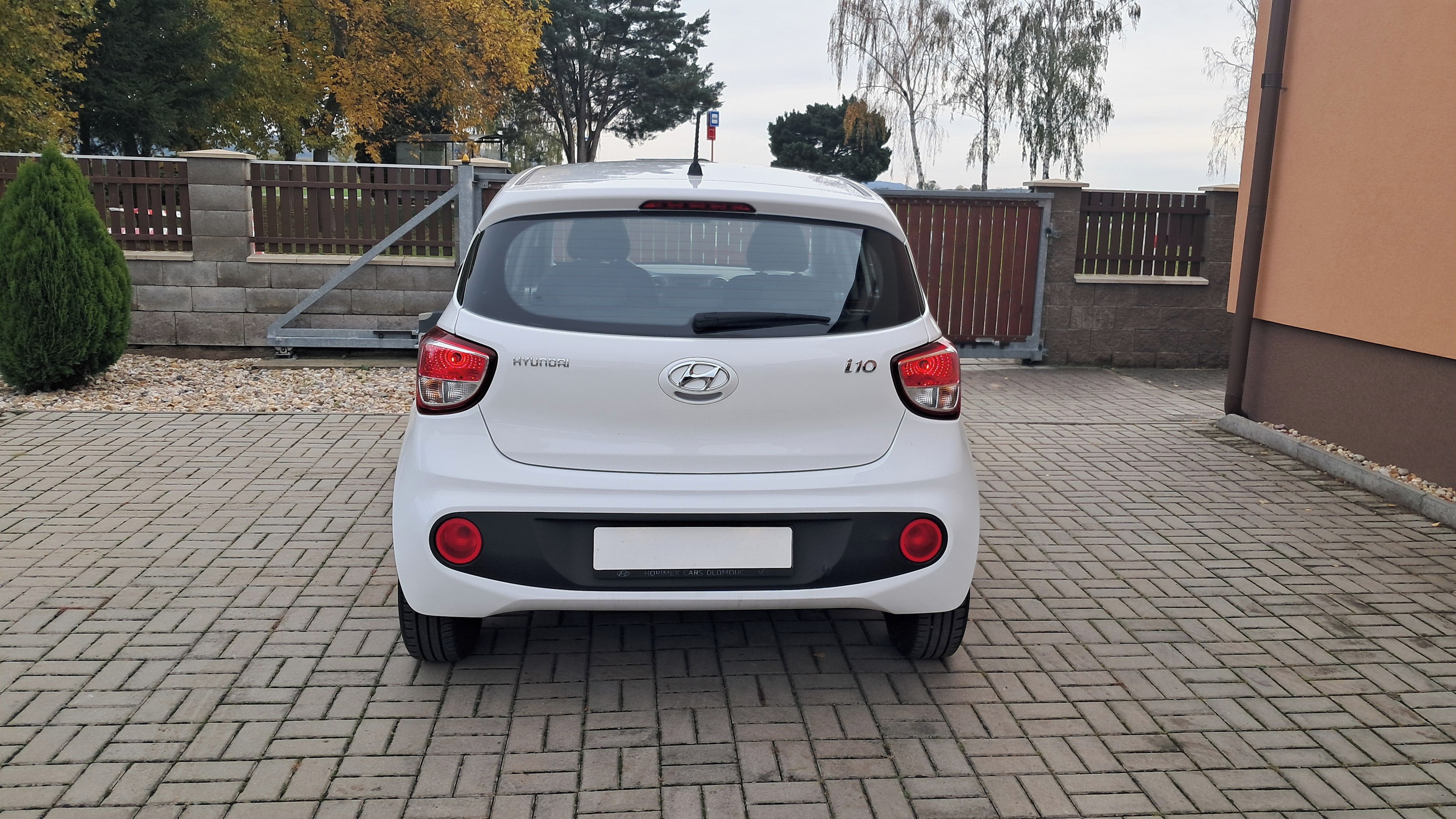 Hyundai i10, 1.0i / najeto 27 000 KM ČR - fotka 4