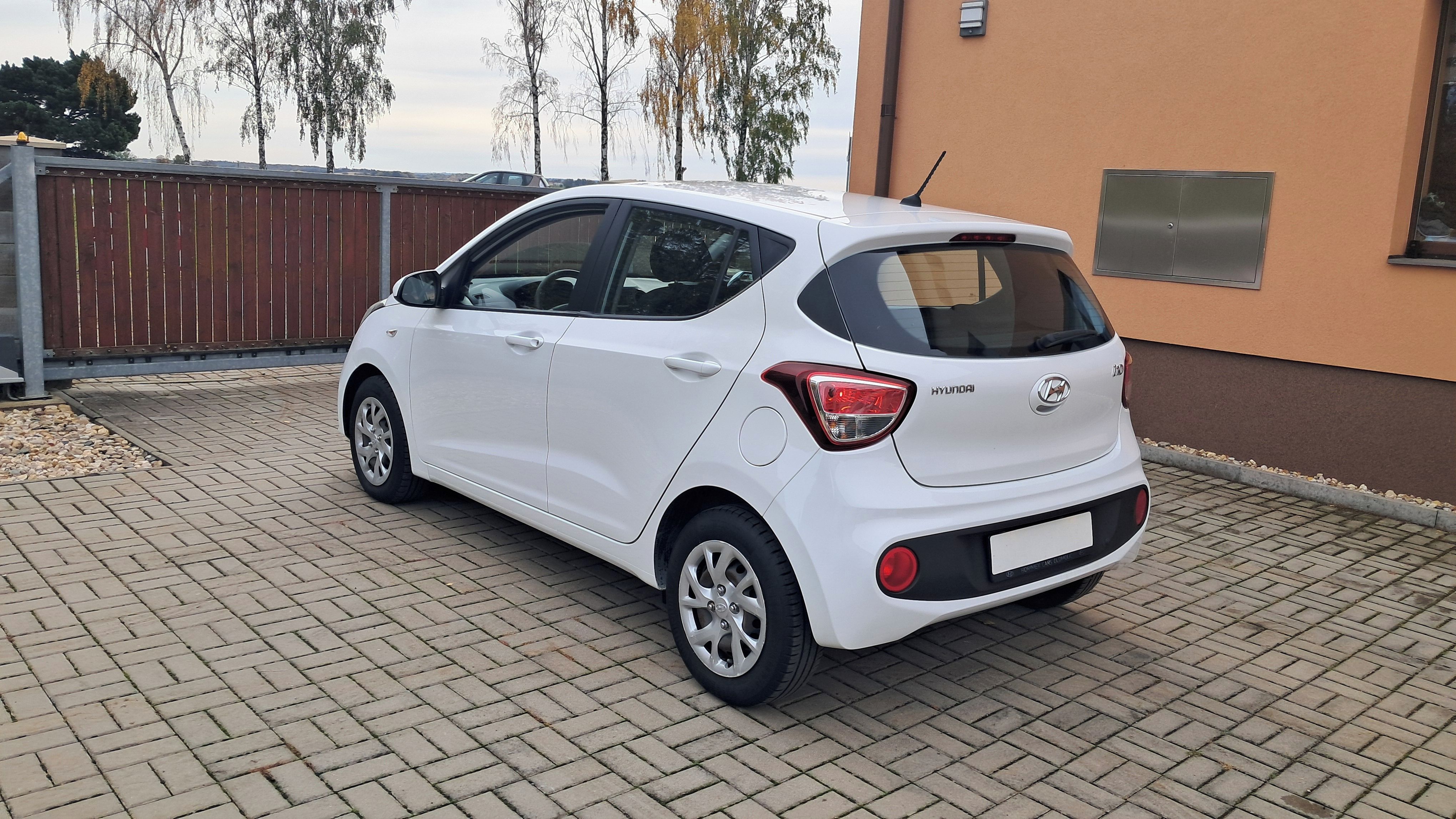 Hyundai i10, 1.0i / najeto 27 000 KM ČR - fotka 5