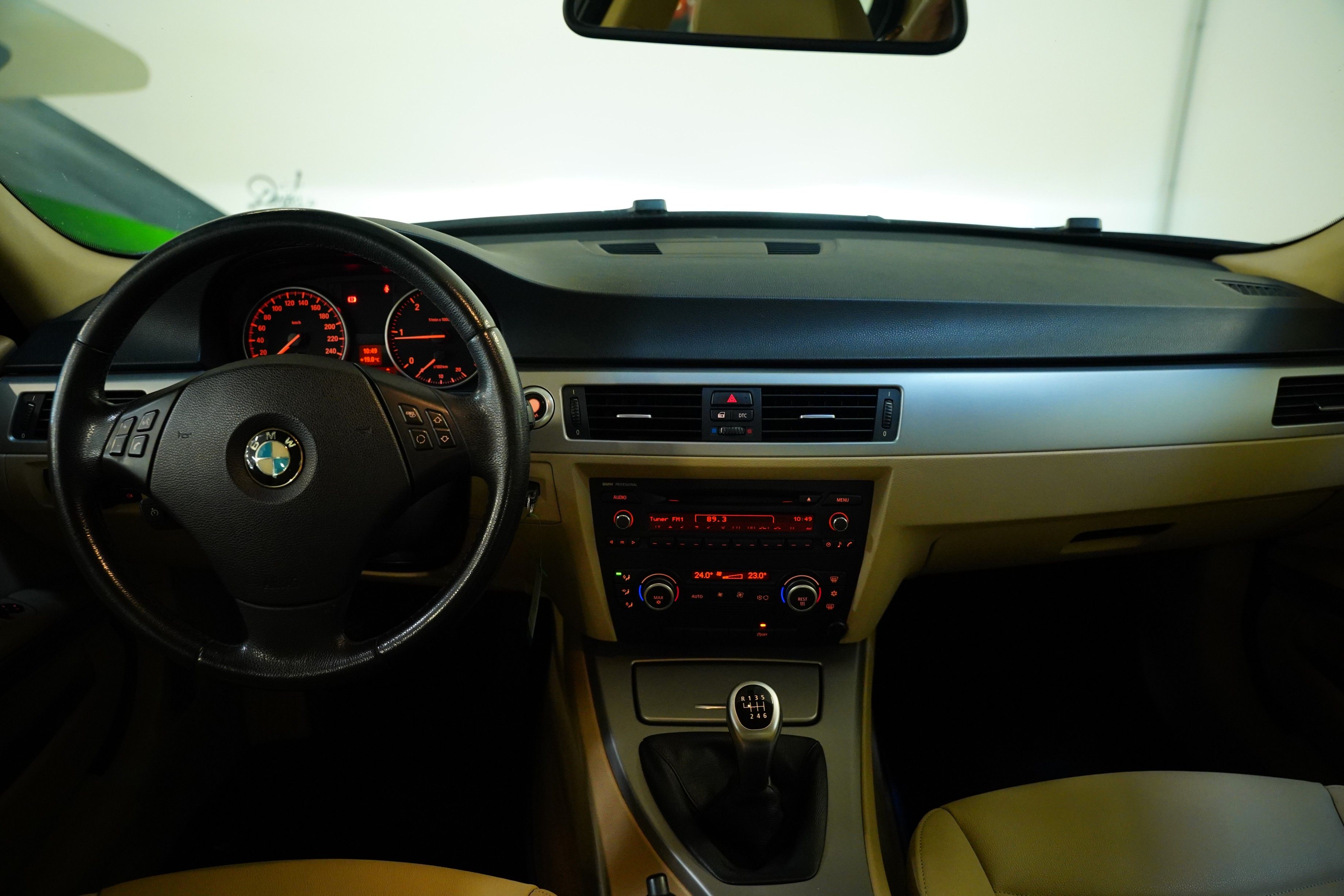 BMW Řada 3, 2.0D 105kW - fotka 5