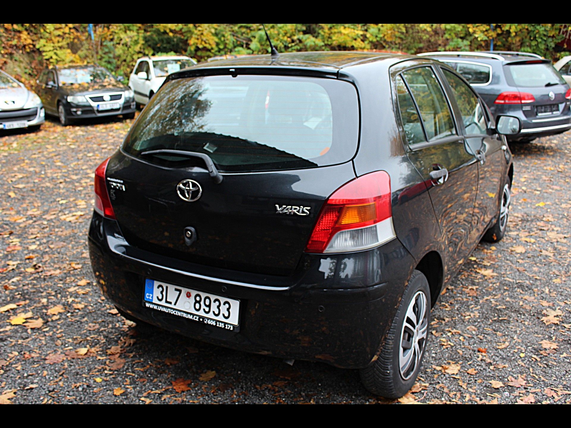 Toyota Yaris, 1.0i 51 kW 72190 KM - fotka 3