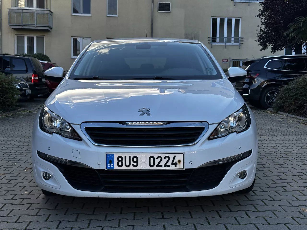 Peugeot 308, 1.2 81kW PureTech Nové v ČR - fotka 2