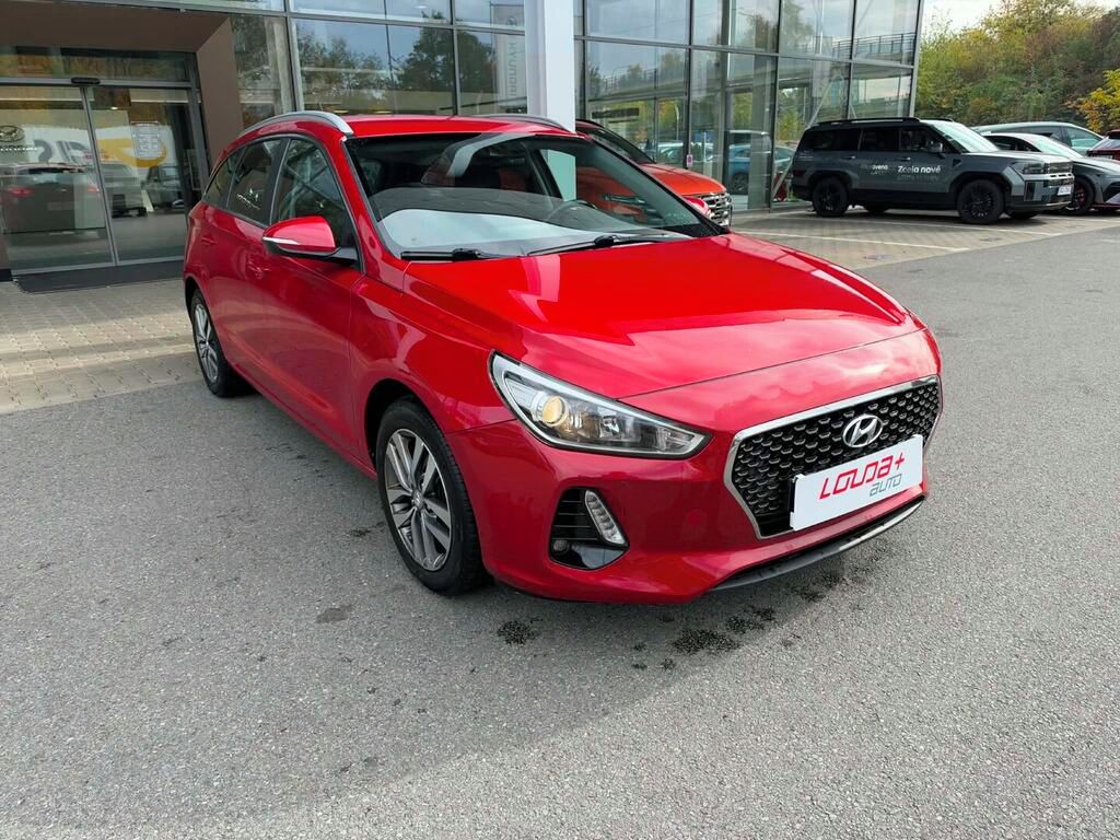 Hyundai i30, Style 1.6 CRDi 81 kW - fotka 5