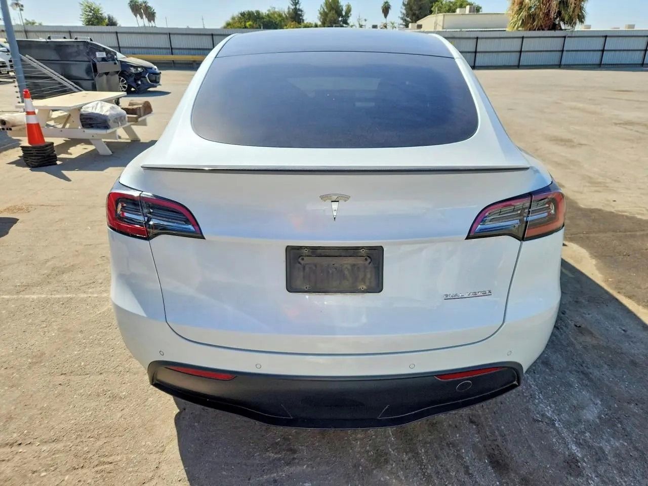 Tesla Model Y, Auto na cestě - fotka 6