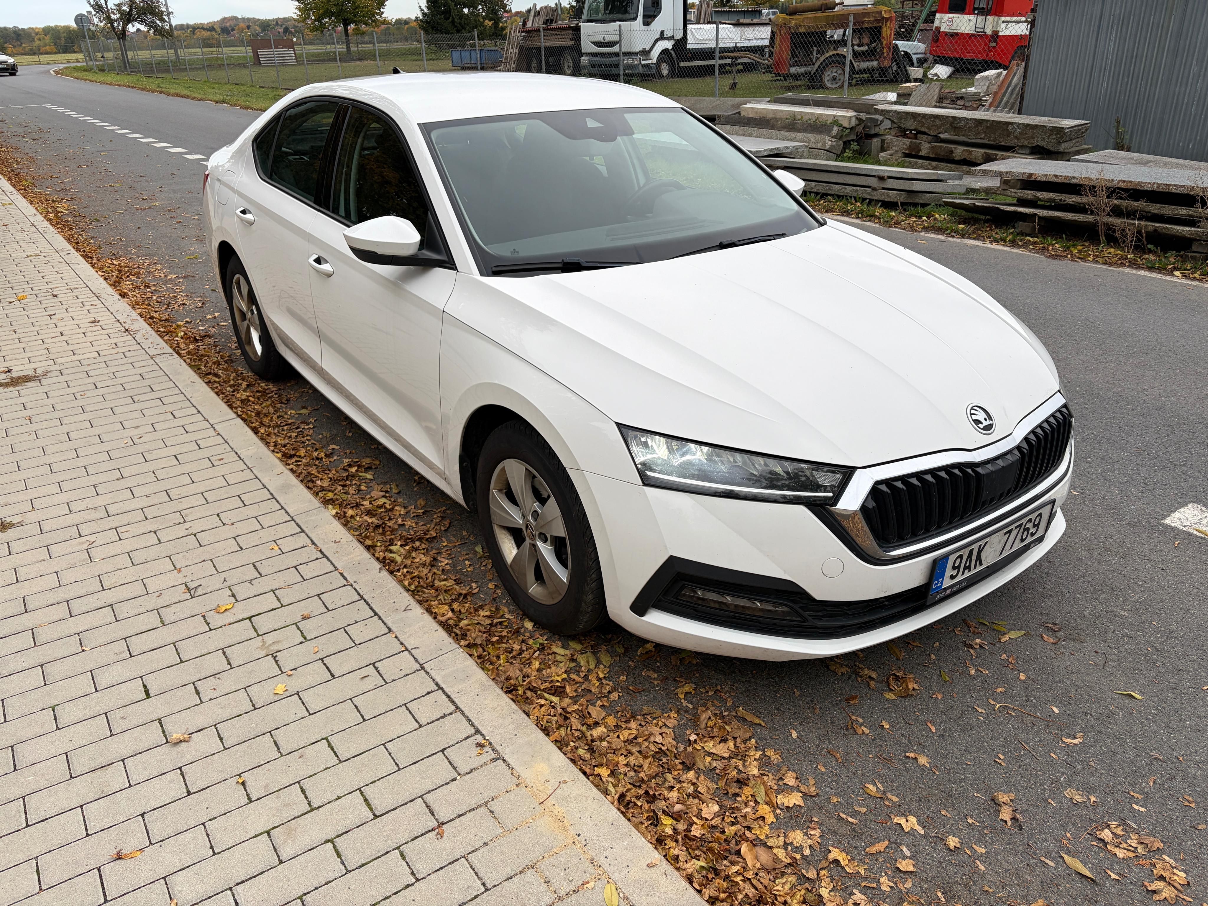 Škoda Octavia, 1.0 TSI Active - fotka 3