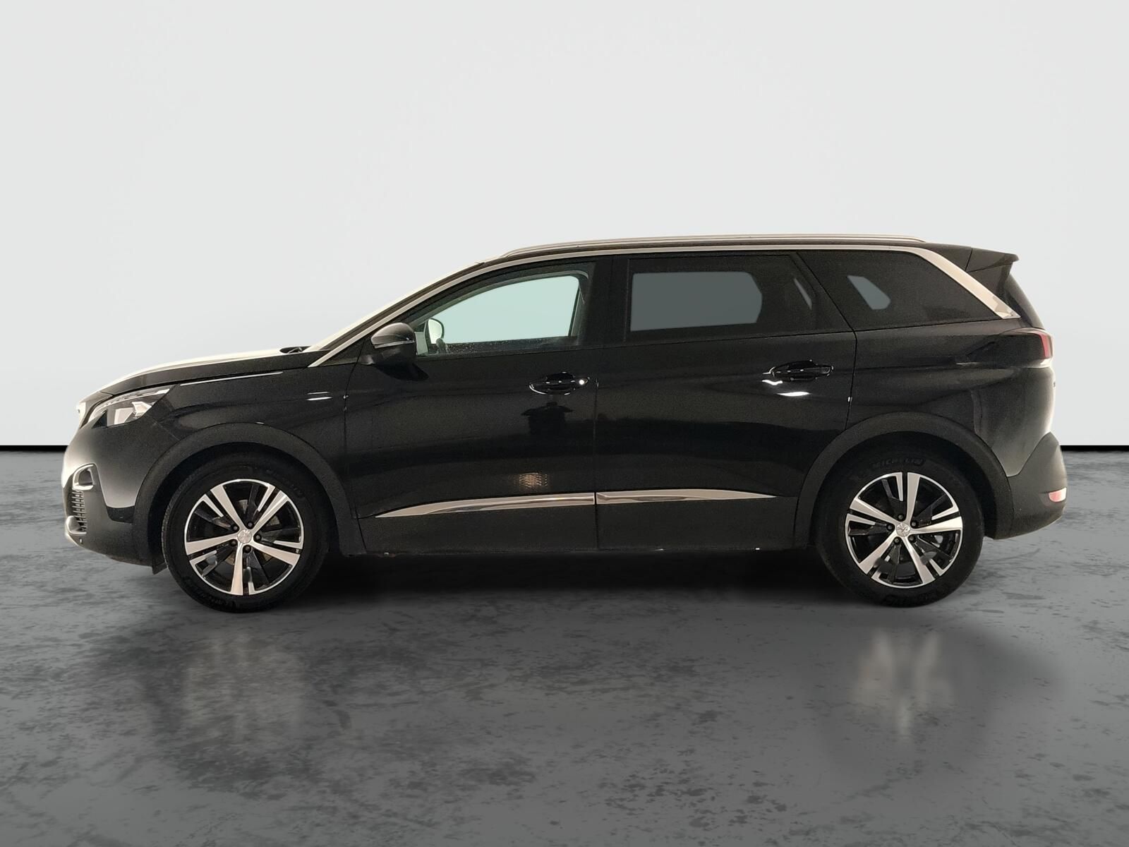 Peugeot 5008, 1.5 BlueHDi, 7 míst - fotka 3
