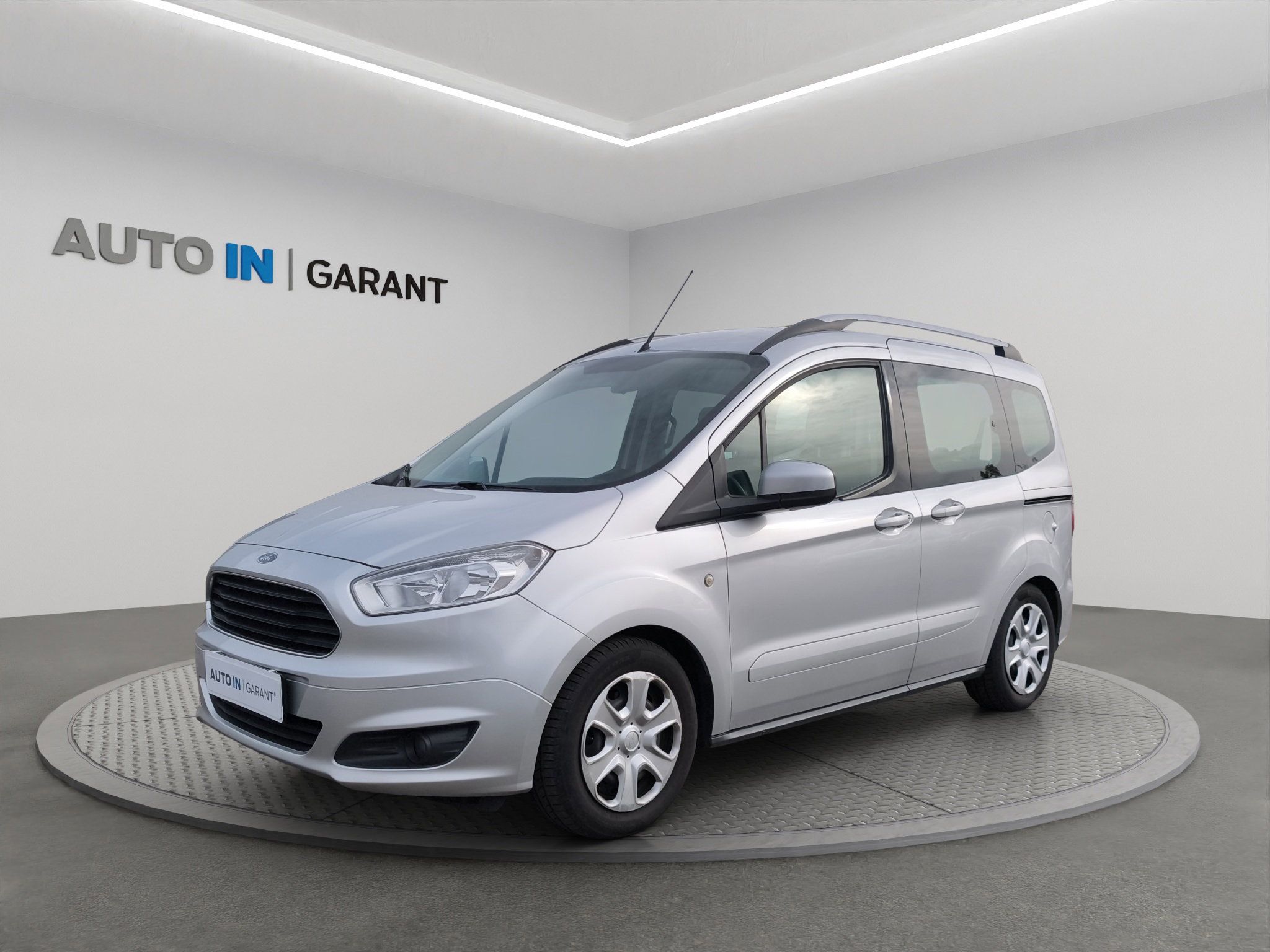 Ford Tourneo Courier, TREND 1.0 EcoBoost 74kW, ČR