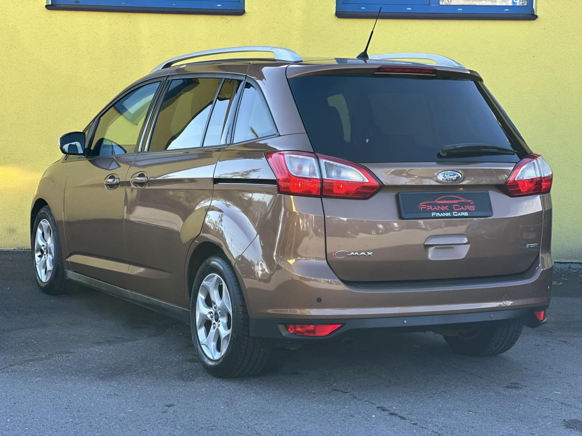 Ford Grand C-MAX, TREND 1.0EB/92kW*2.Maj.*ČR*TZ - fotka 4