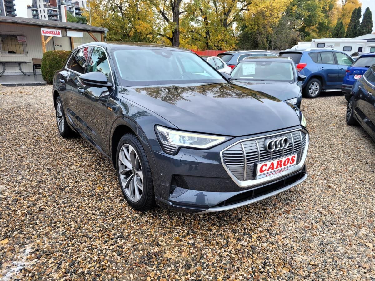 Audi e-tron, 55,95KWH,4x4,SOH 91,6%,tažné 1 - fotka 2