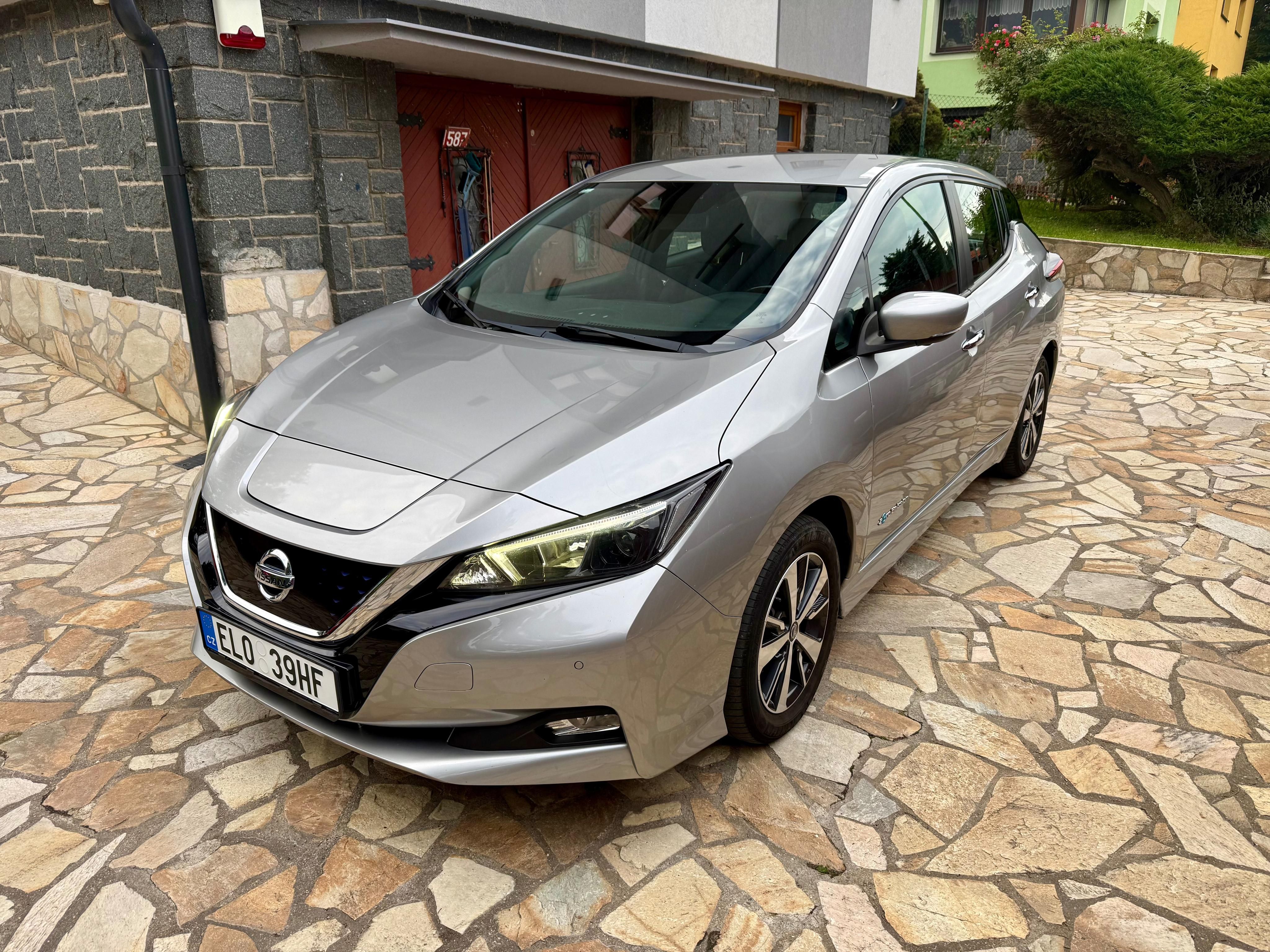 Nissan LEAF, 110KW 40AH N-CONECTA  TOP STAV