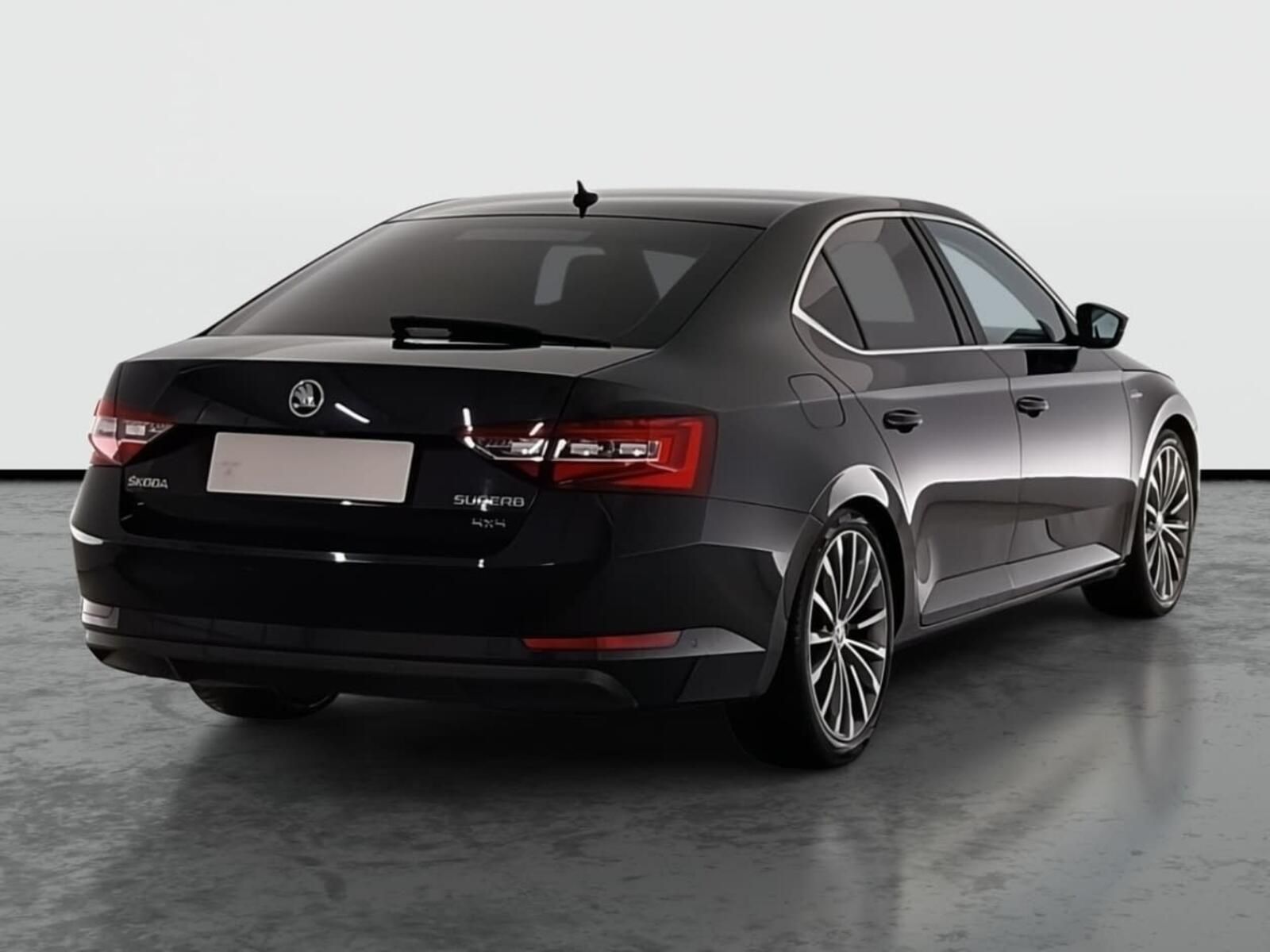 Škoda Superb, 2.0 TDI 4x4, Laurin&Klement - fotka 5