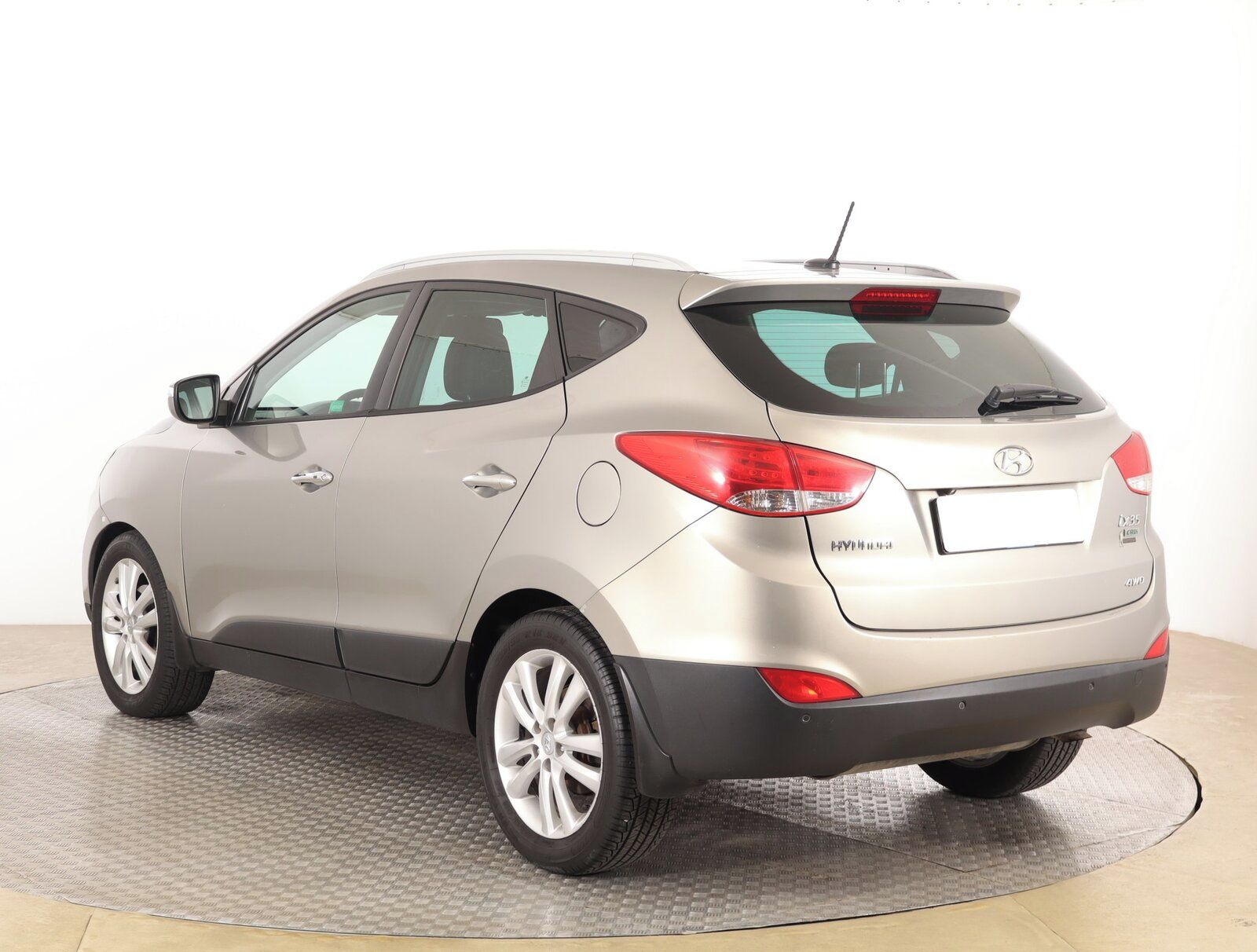 Hyundai ix35, 2.0 CRDi, 4X4, Serv.kniha - fotka 4