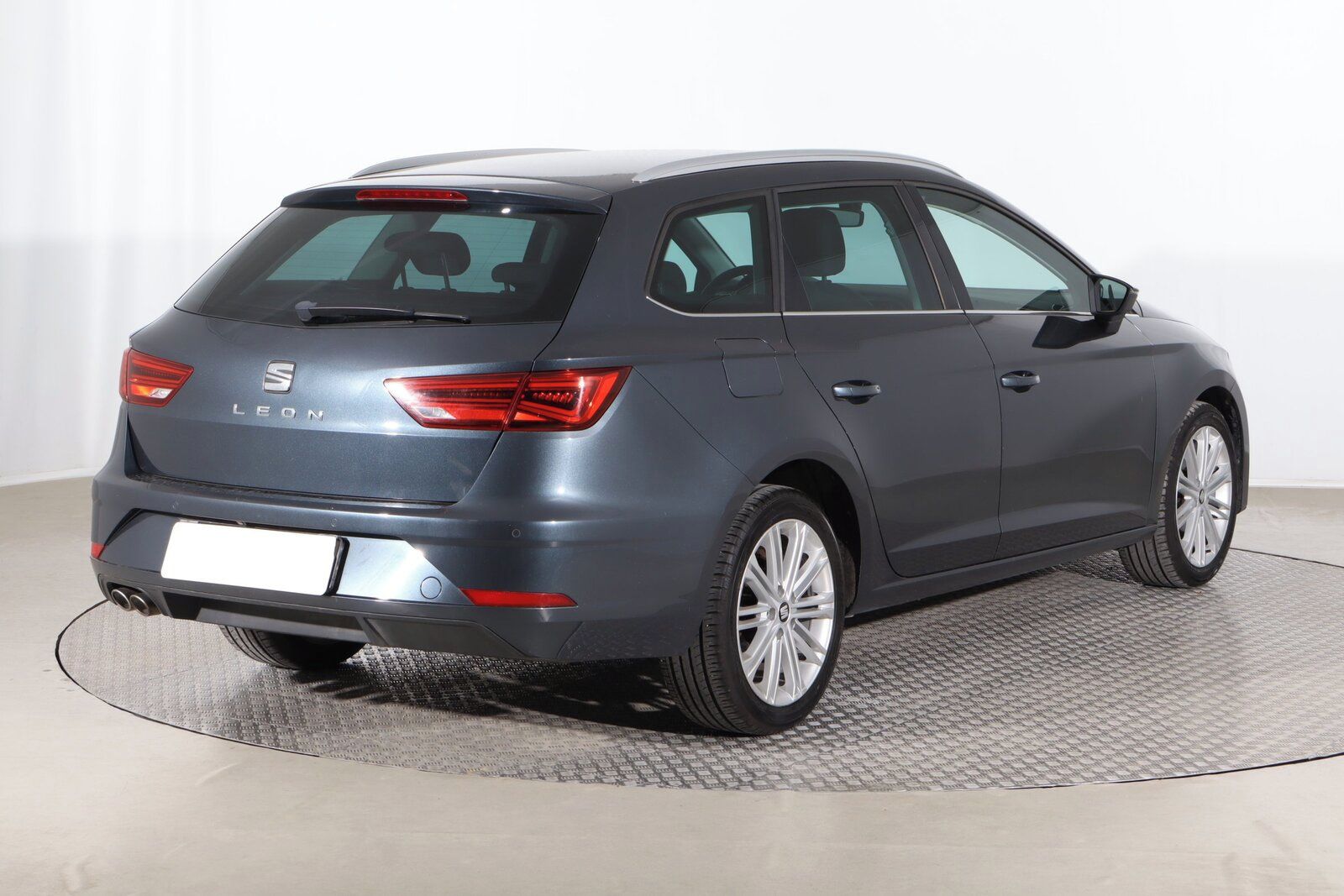 Seat Leon, 2.0 TDI, Xcellence, Automat - fotka 5