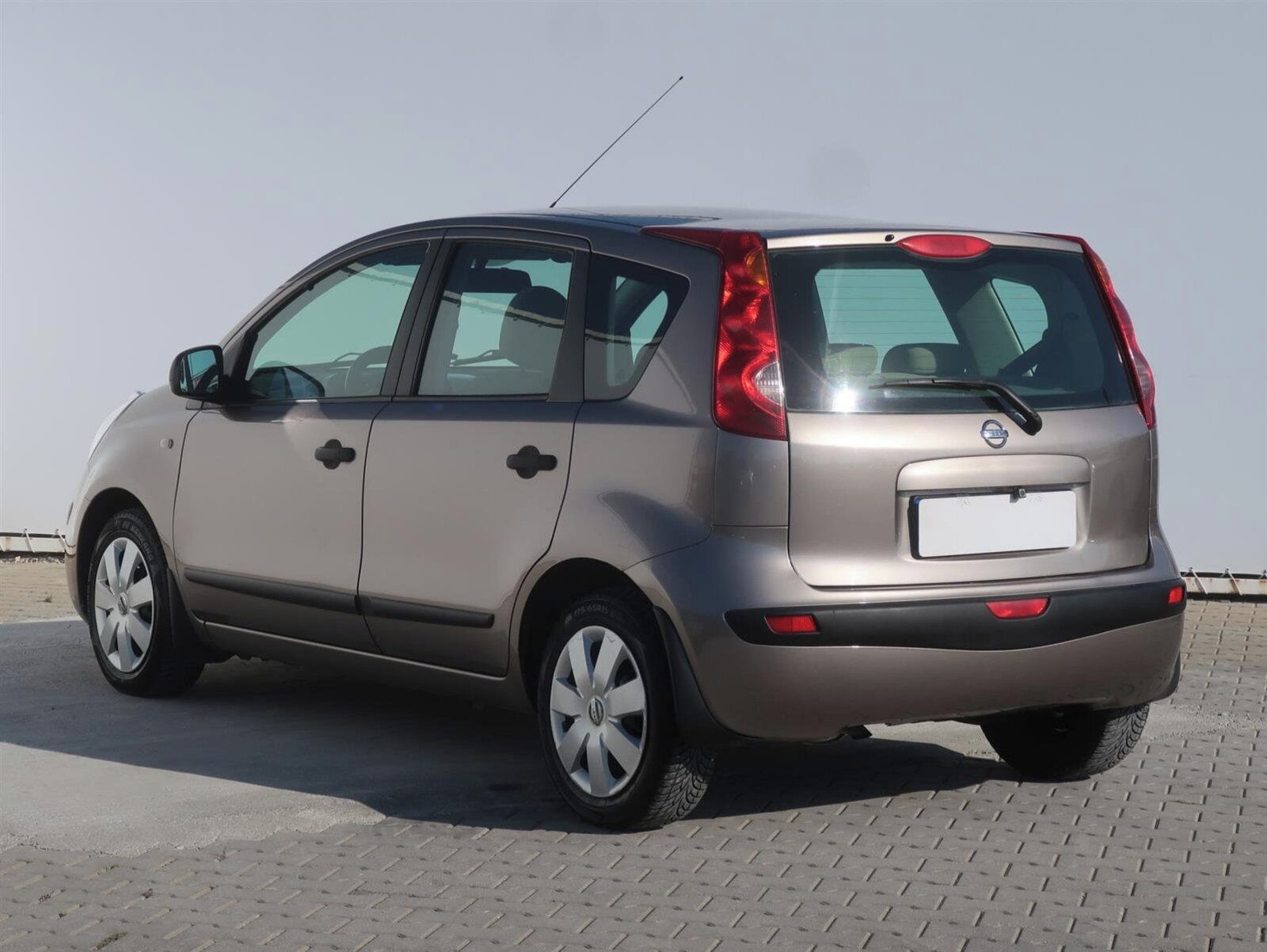 Nissan Note, 1.4, Serv.kniha, po STK - fotka 4