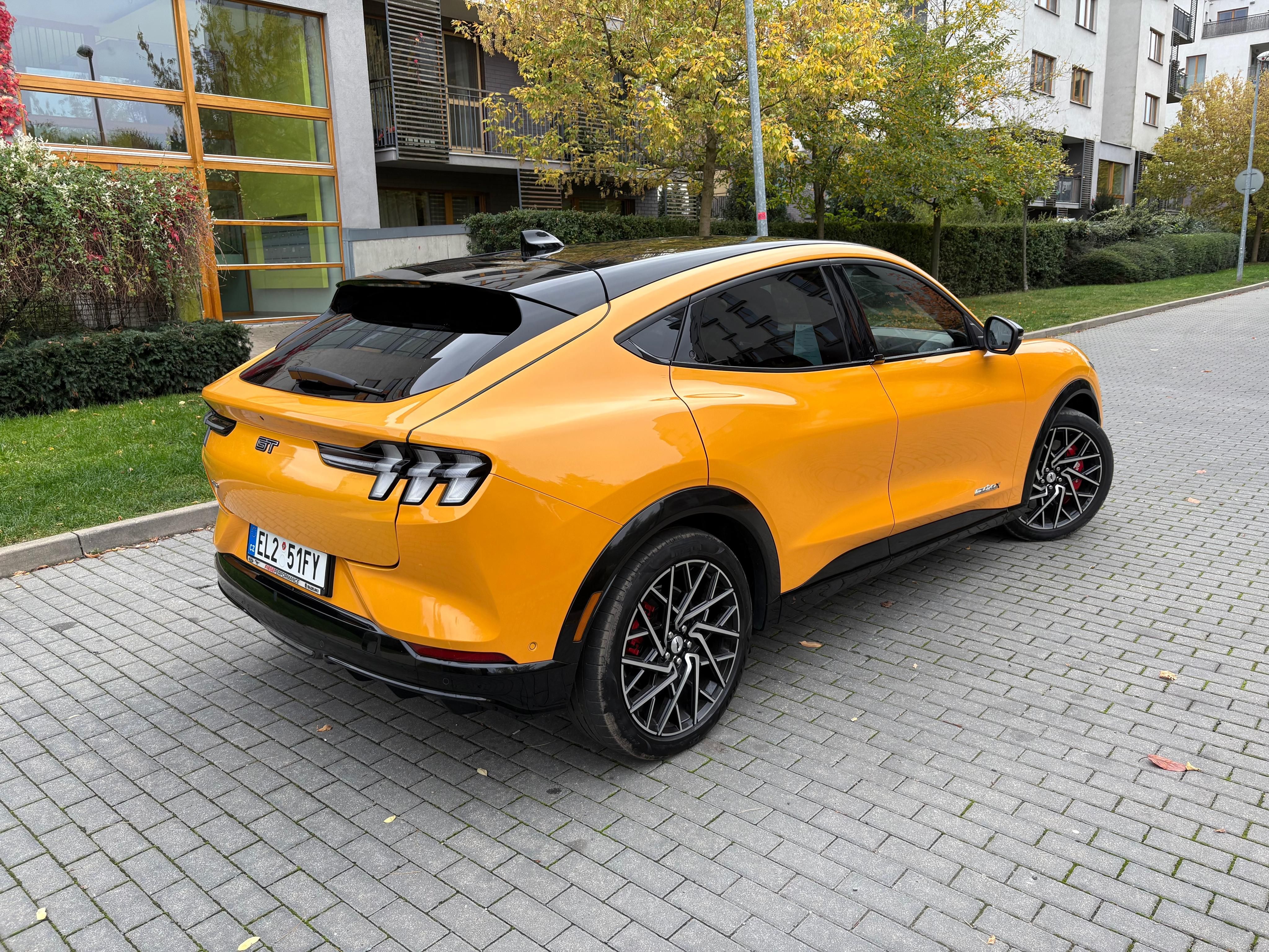 Ford Mustang Mach-E, GT 487koní - fotka 3