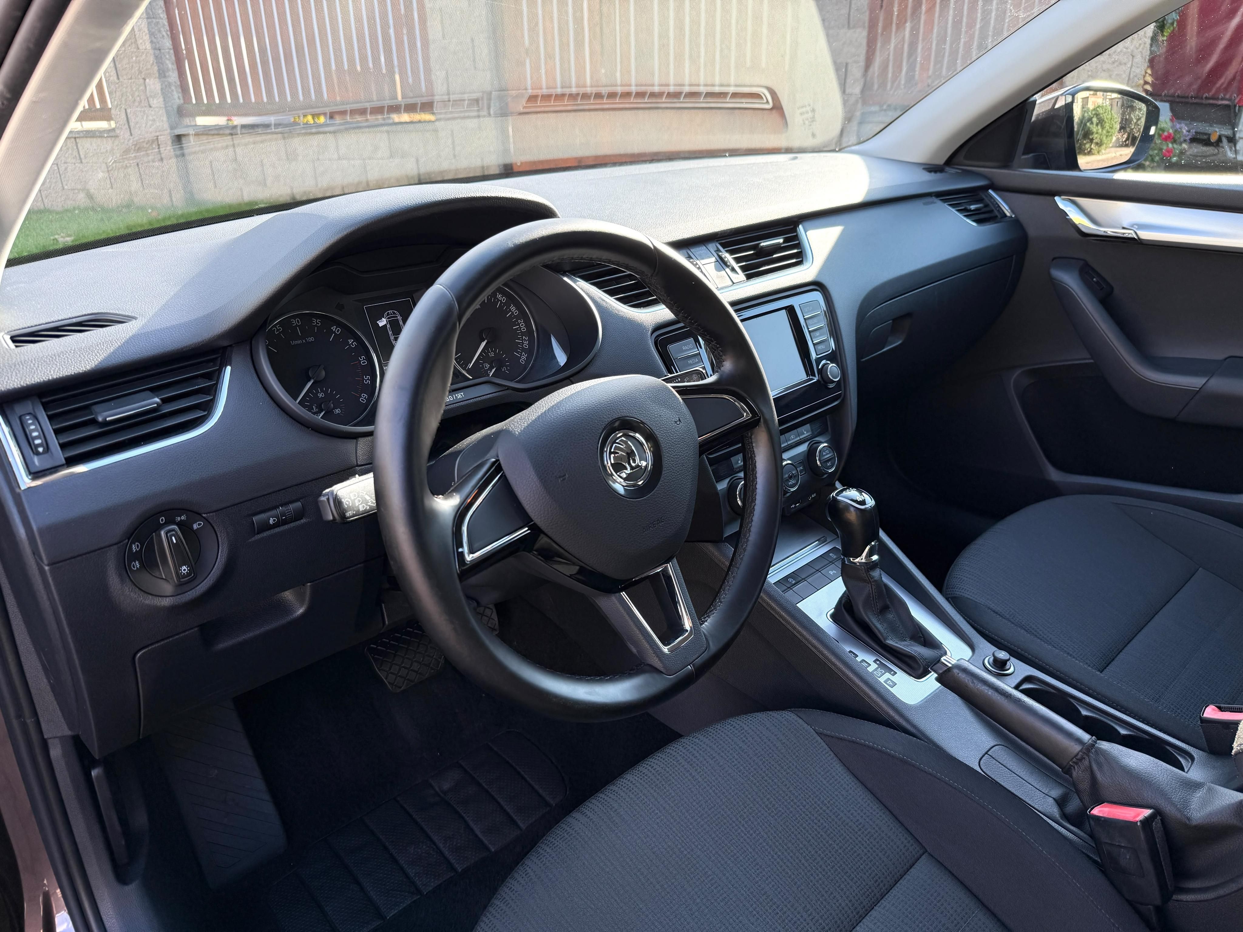 Škoda Octavia, 2.0 TDI 4x4 DSG - fotka 5