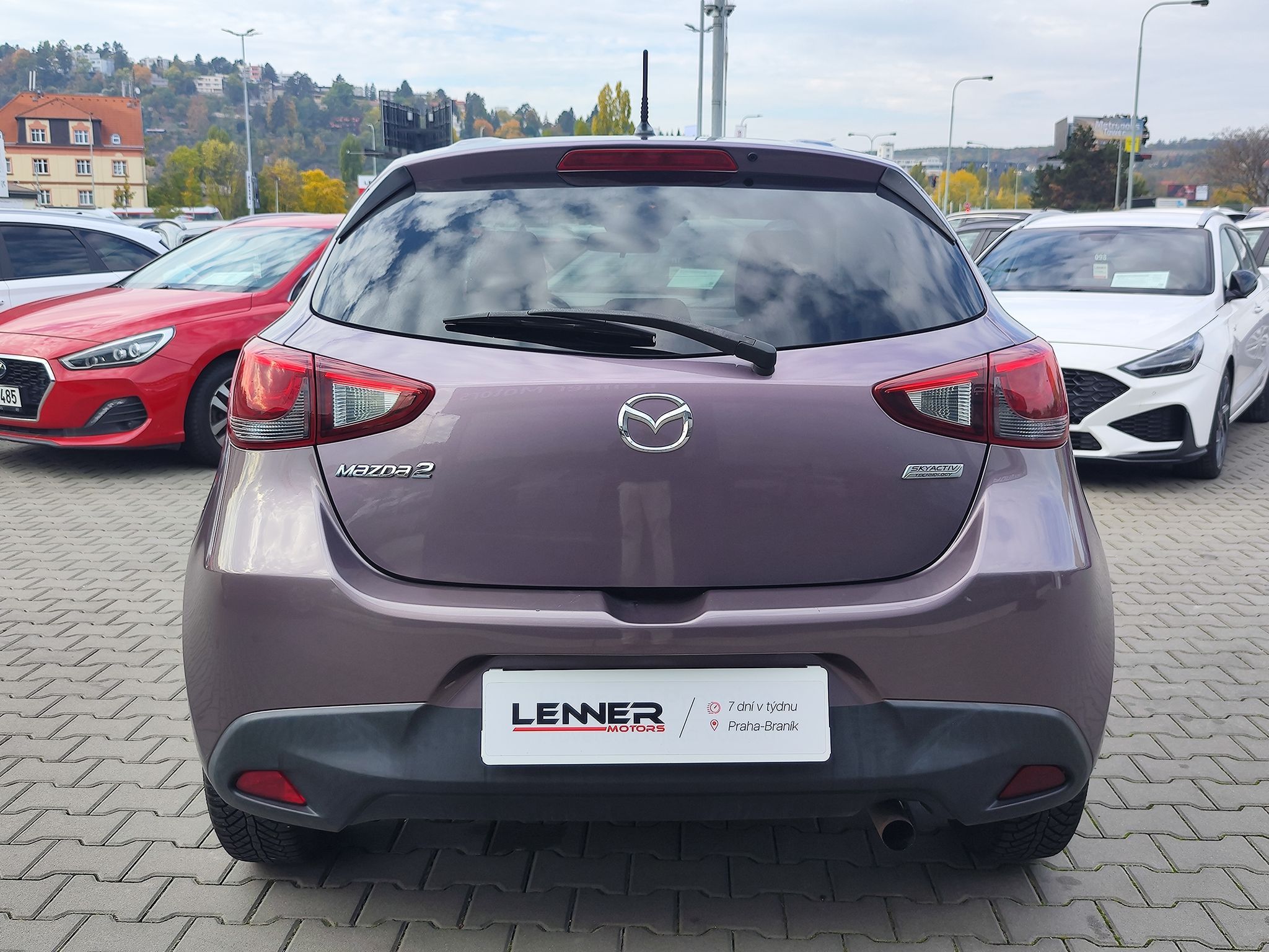 Mazda 2, 1.5 Skyactiv/55kW - fotka 6