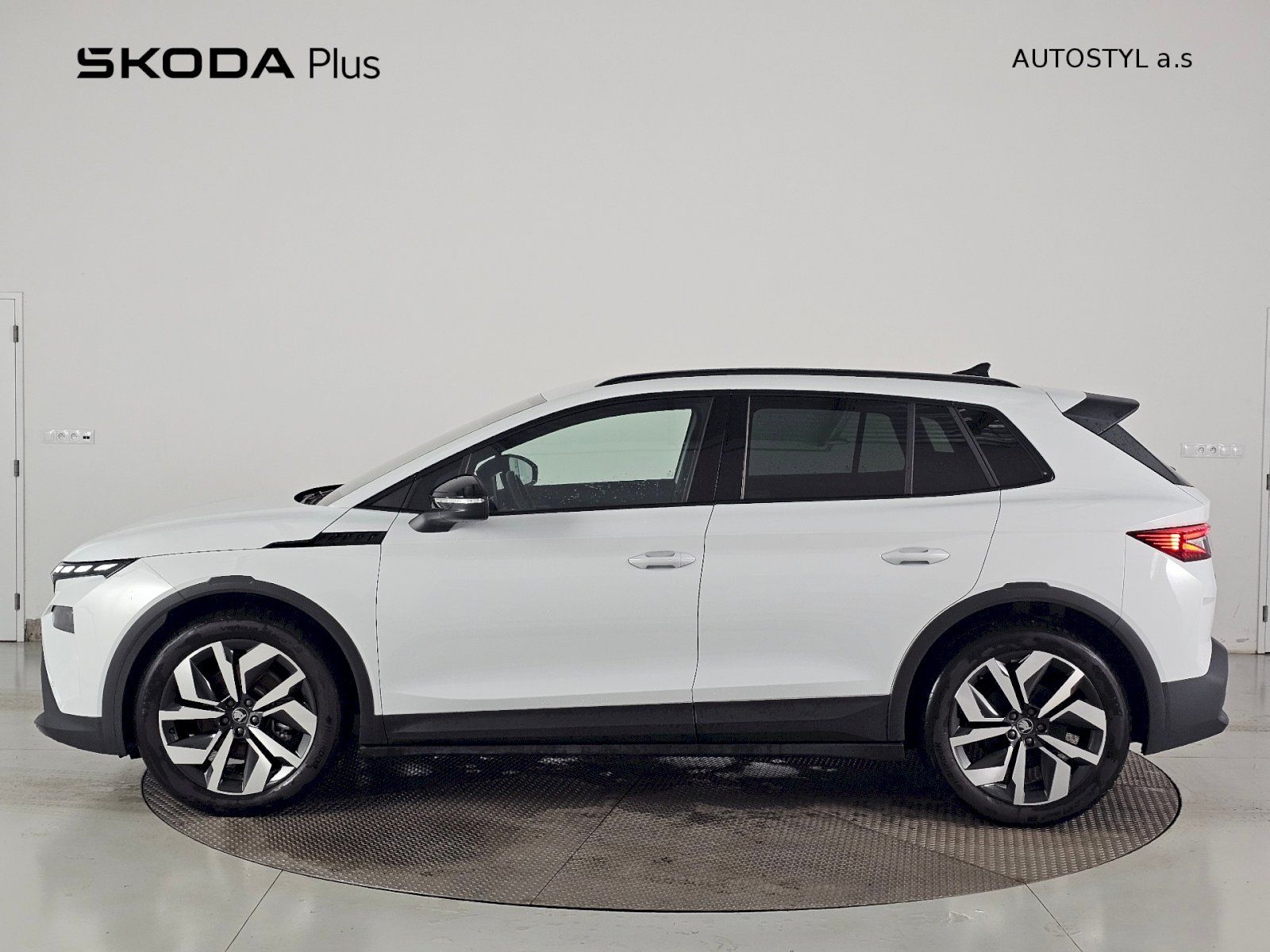 Škoda Elroq, 60 kWh 150kW Sportline - fotka 3