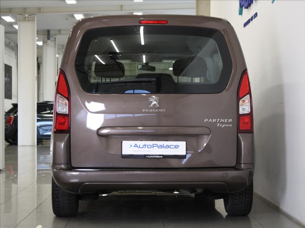 Peugeot Partner, 1,6 VTi Tepee Active 1.maj.ČR - fotka 4