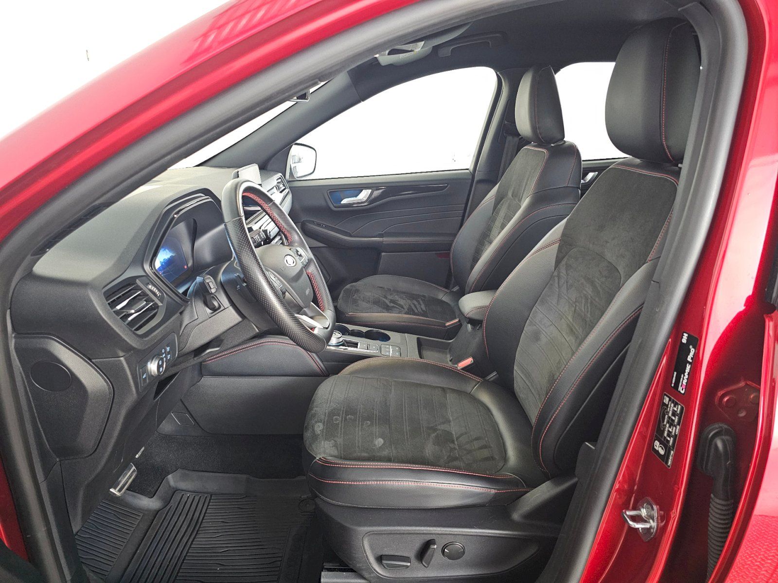 Ford Kuga, 2.0EcoBlue 4X4 140KW ST-Line - fotka 6