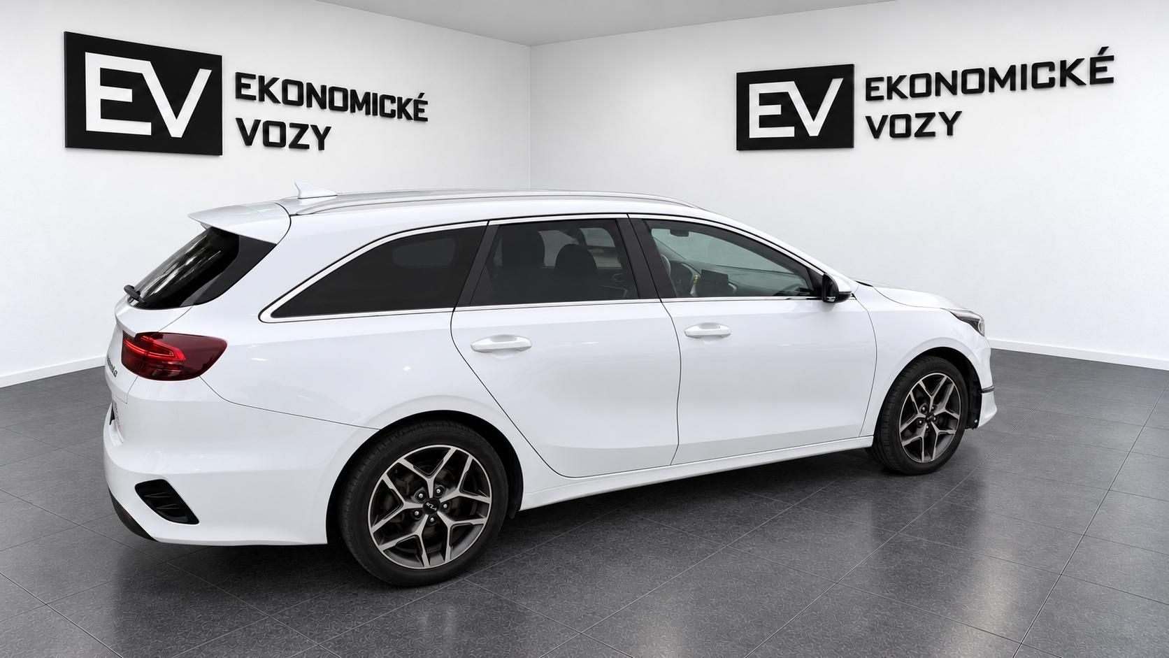 Kia Cee´d, 1.5 T-GDI,ČR,SERVIS,1 MAJITEL - fotka 5