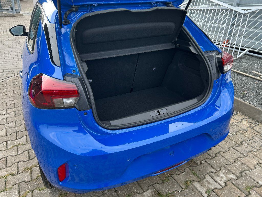 Opel Corsa, VIP Edition 1,2 Turbo 74kW MT6 - fotka 6