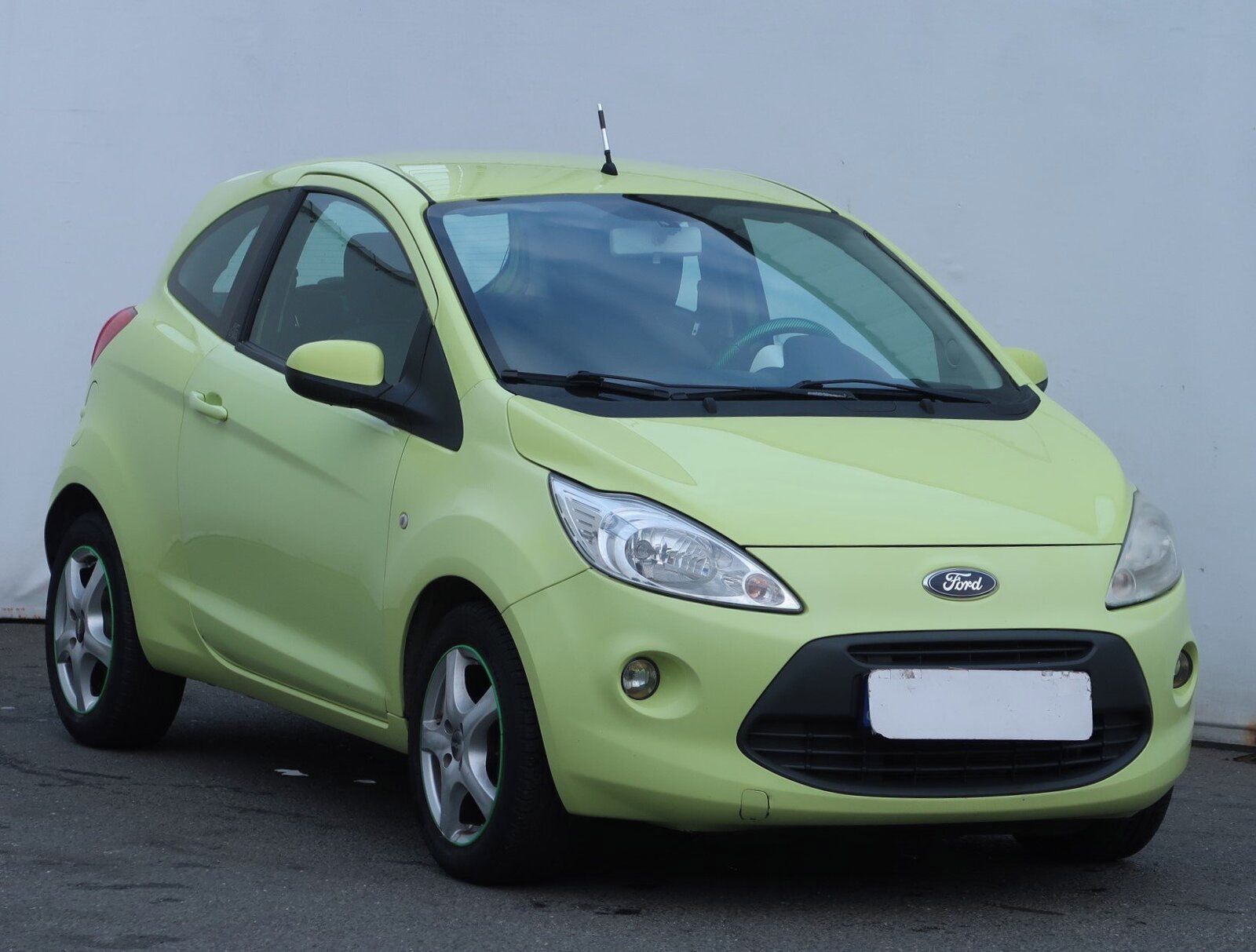 Ford Ka, 1.2 i, po STK, oblíbený vůz