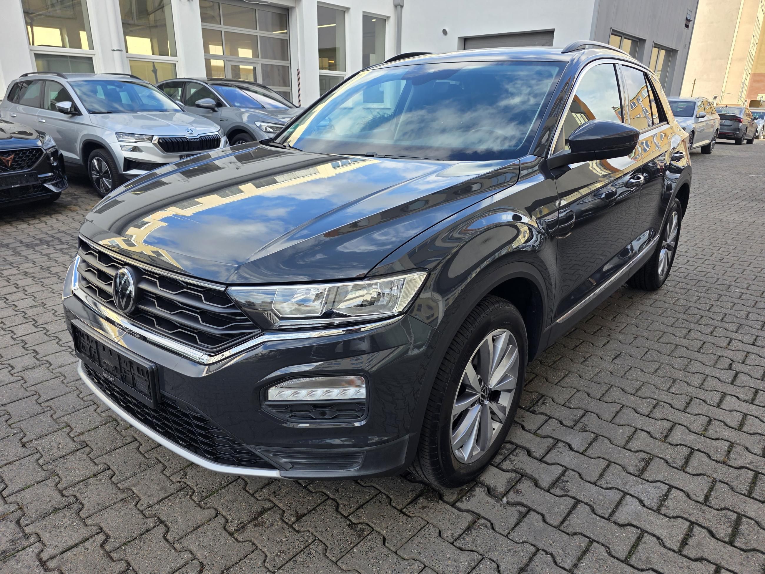 Volkswagen T-Roc, 2.0 TDI 85kW Manuál / Tažné - fotka 2
