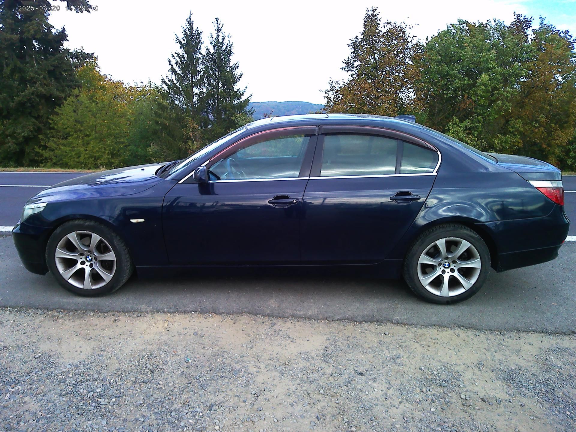 BMW Řada 5, 530 D, 160 kW, klimatizace - fotka 3