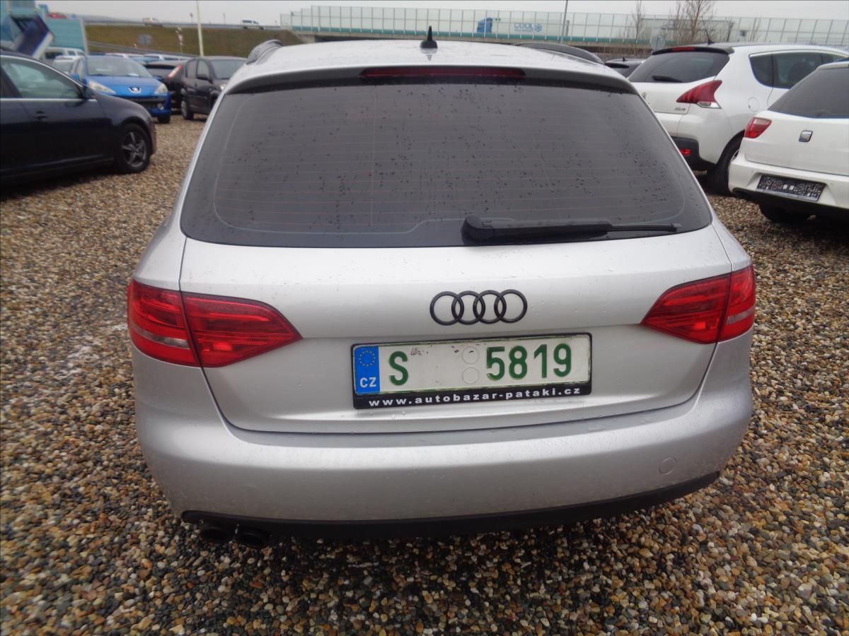 Audi A4, 1,8 - fotka 4